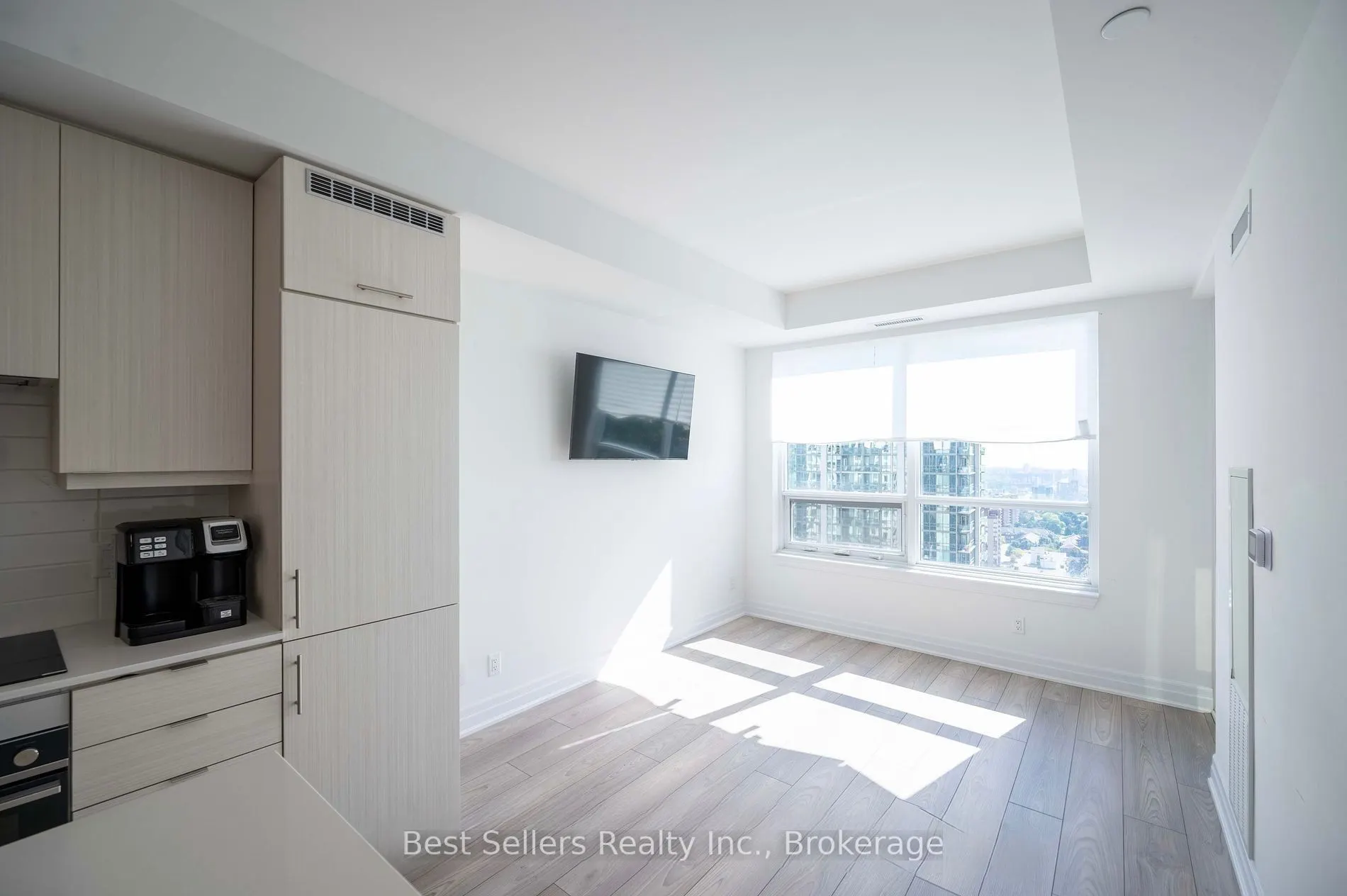 36 Elm Drive #2406