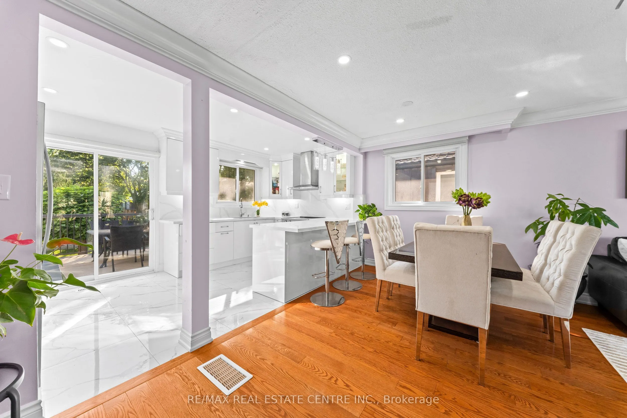 27 Jefferson Road