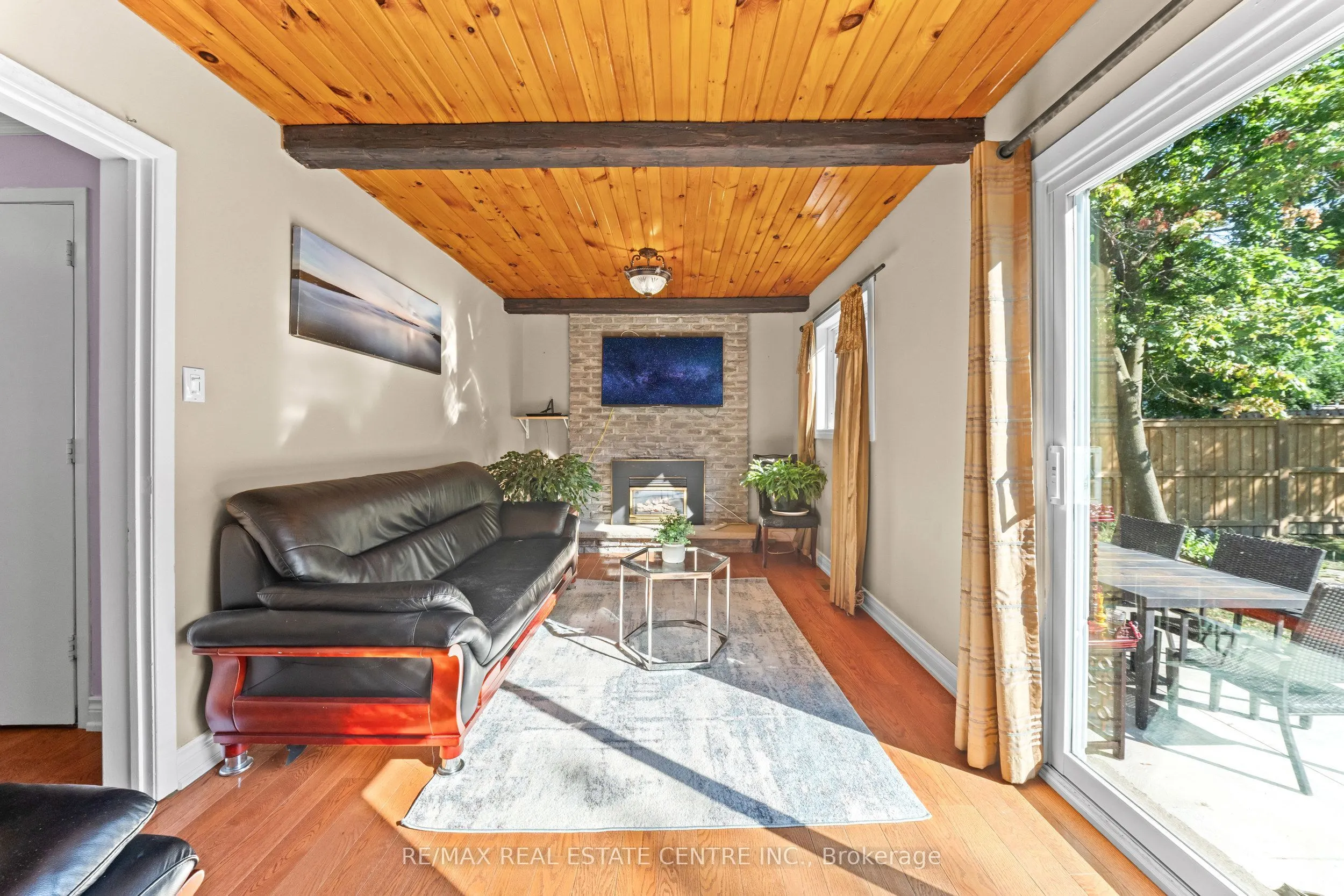 27 Jefferson Road