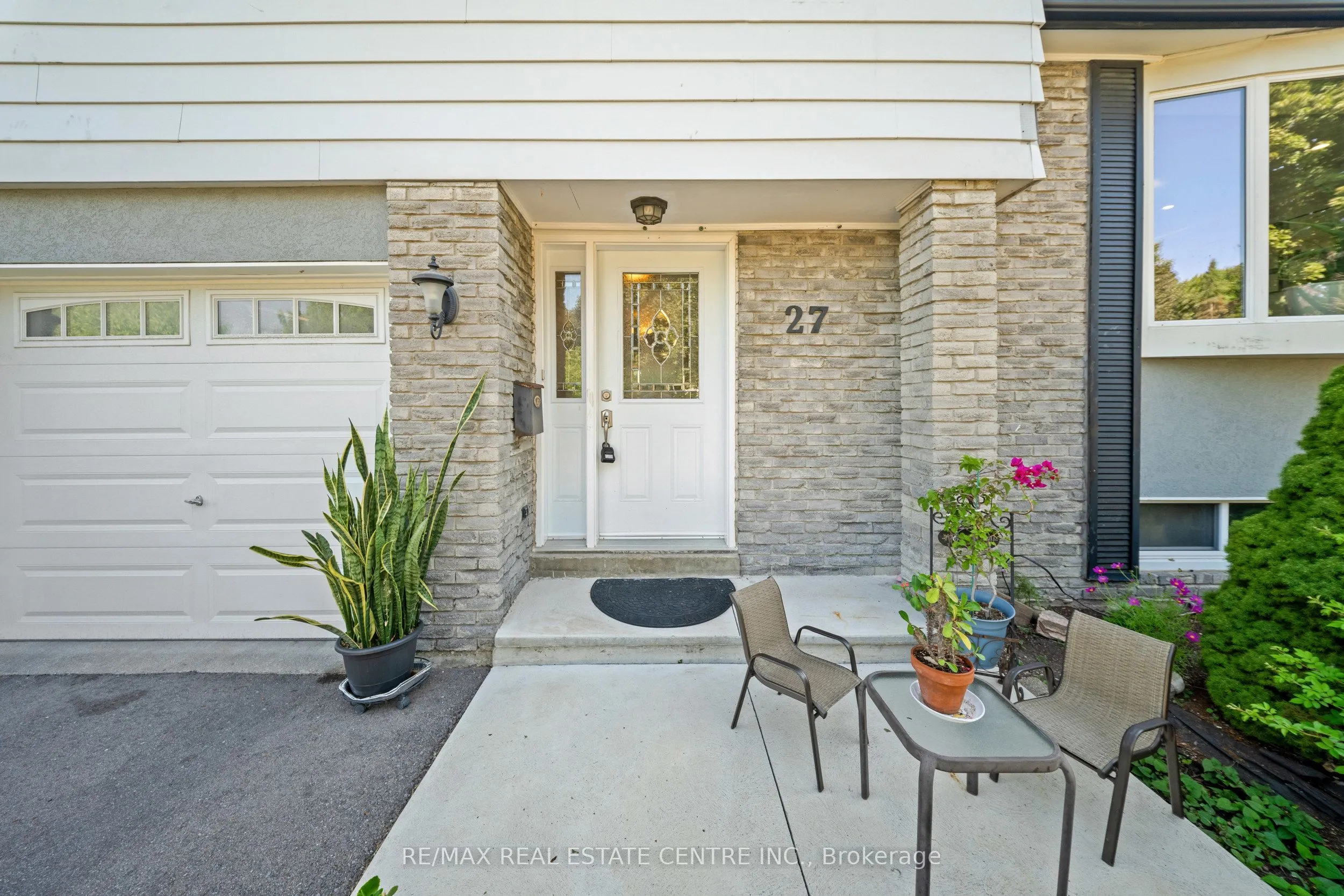 27 Jefferson Road