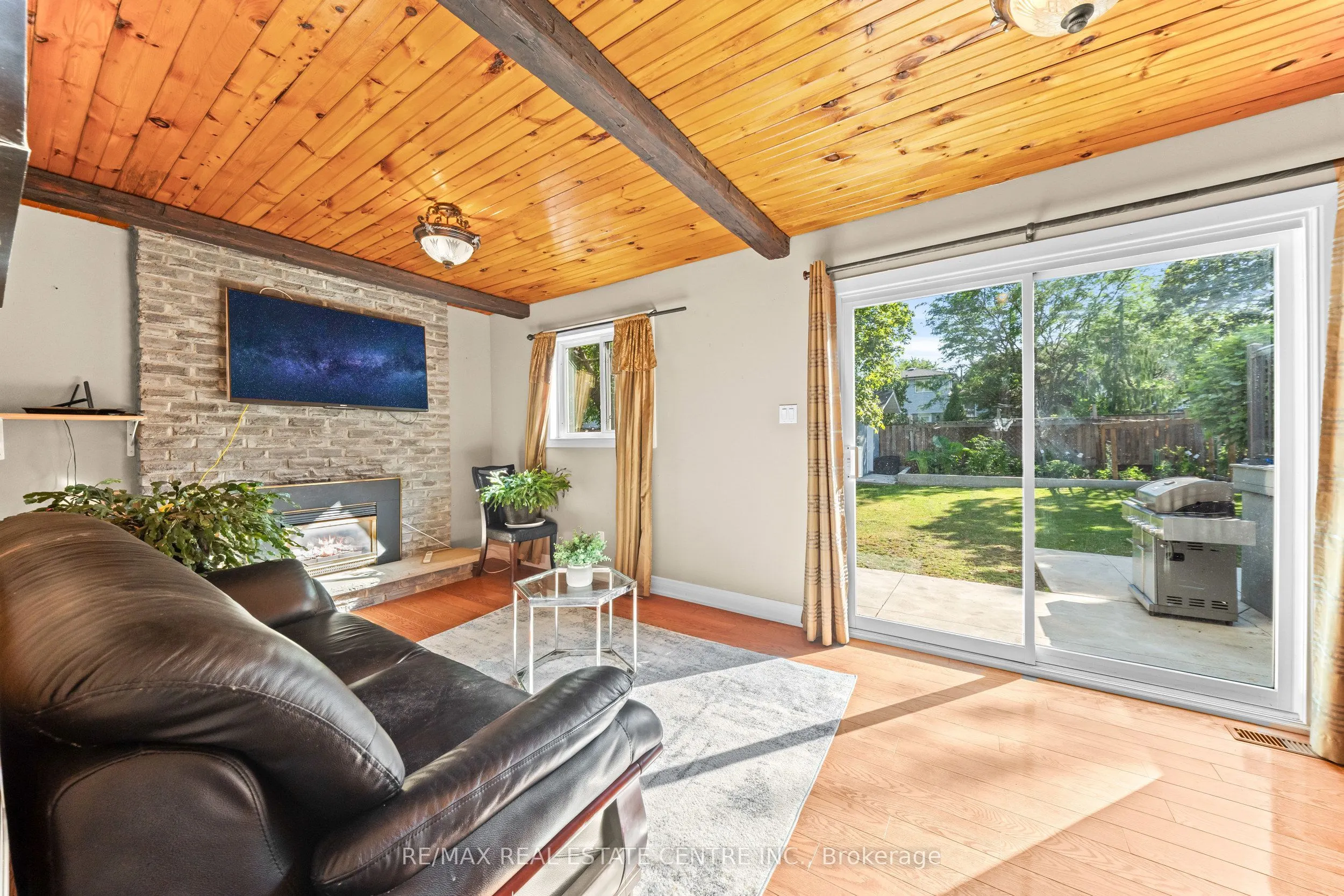 27 Jefferson Road