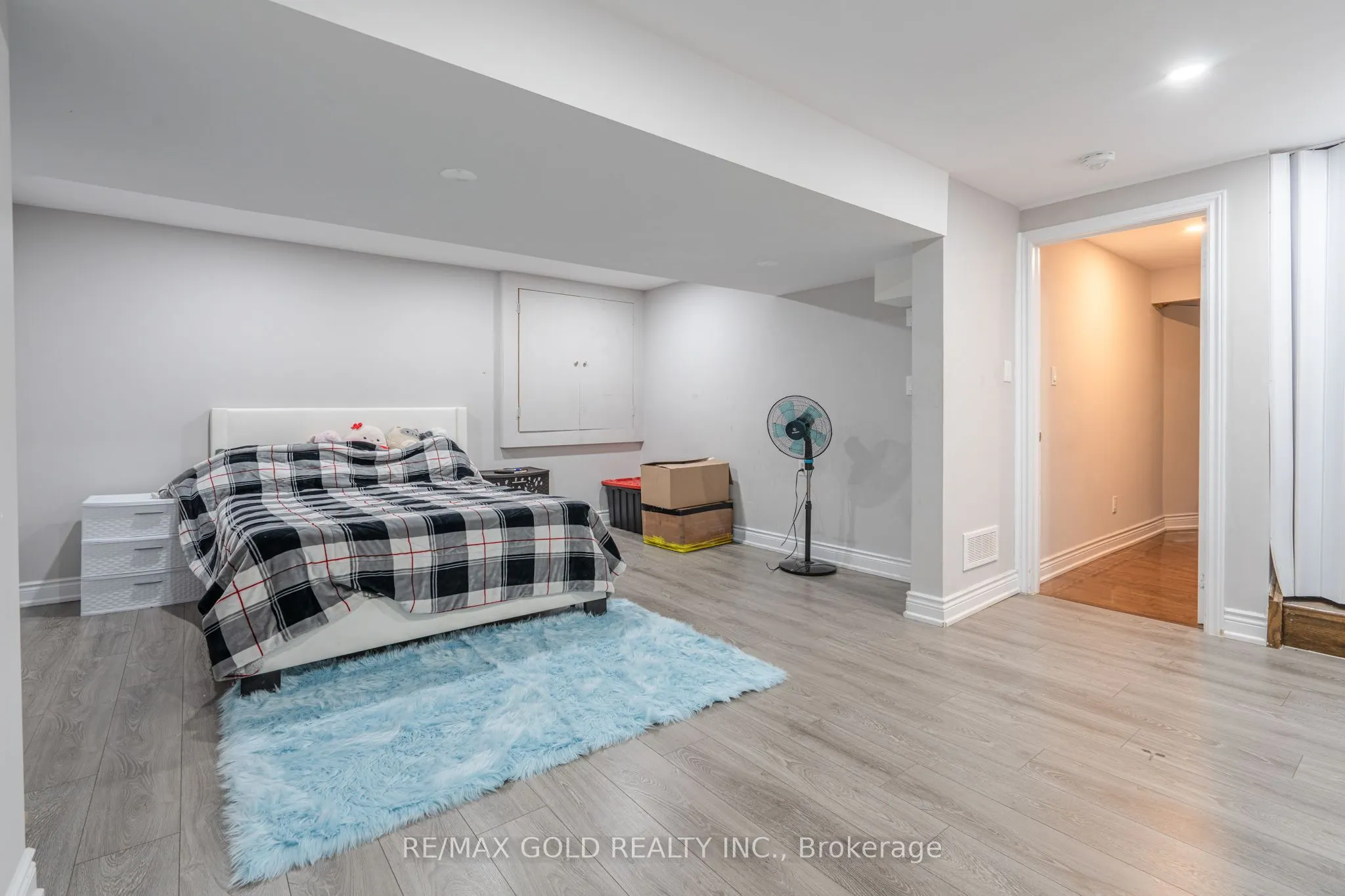 141 Whitwell Drive
