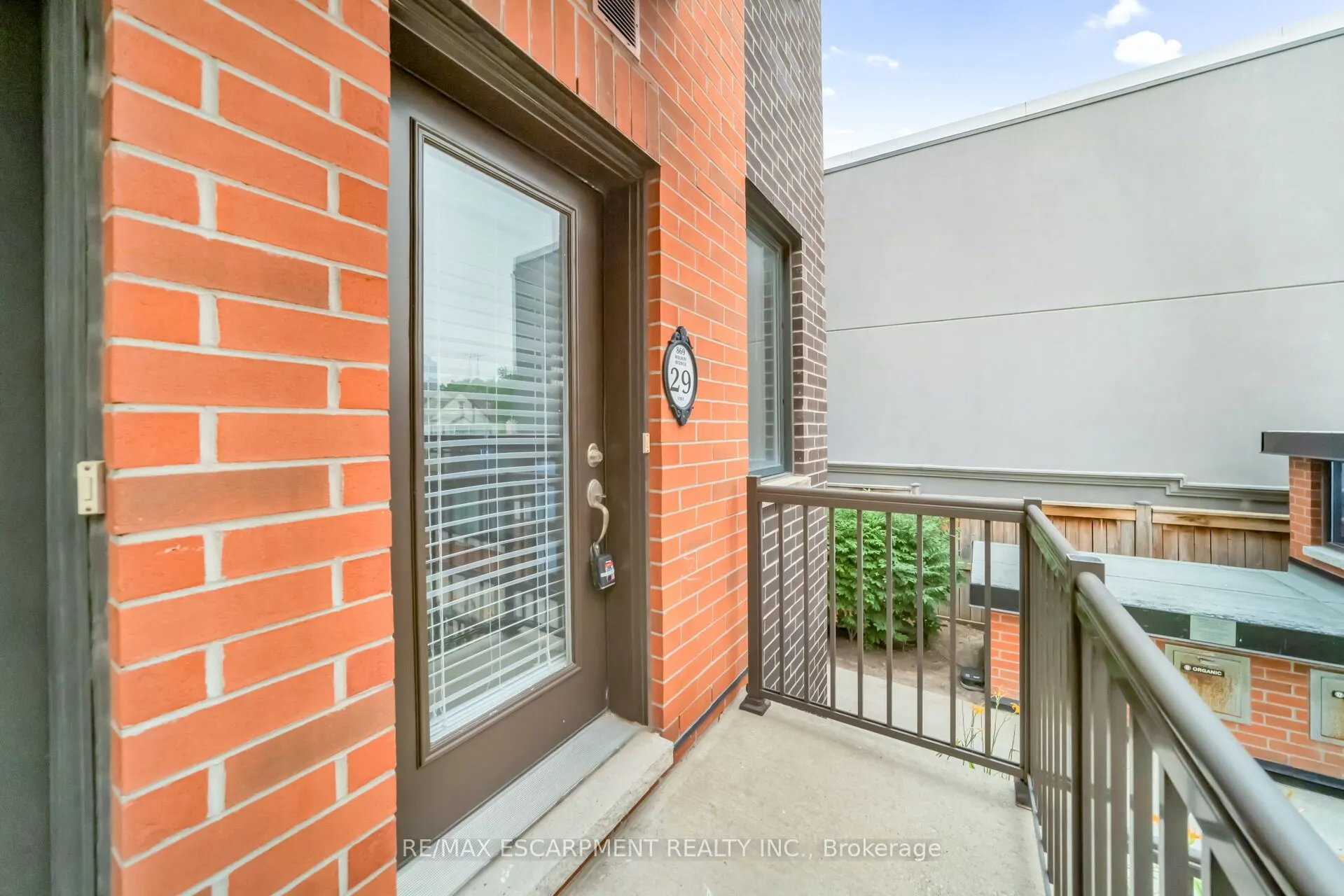 869 Wilson Avenue #29