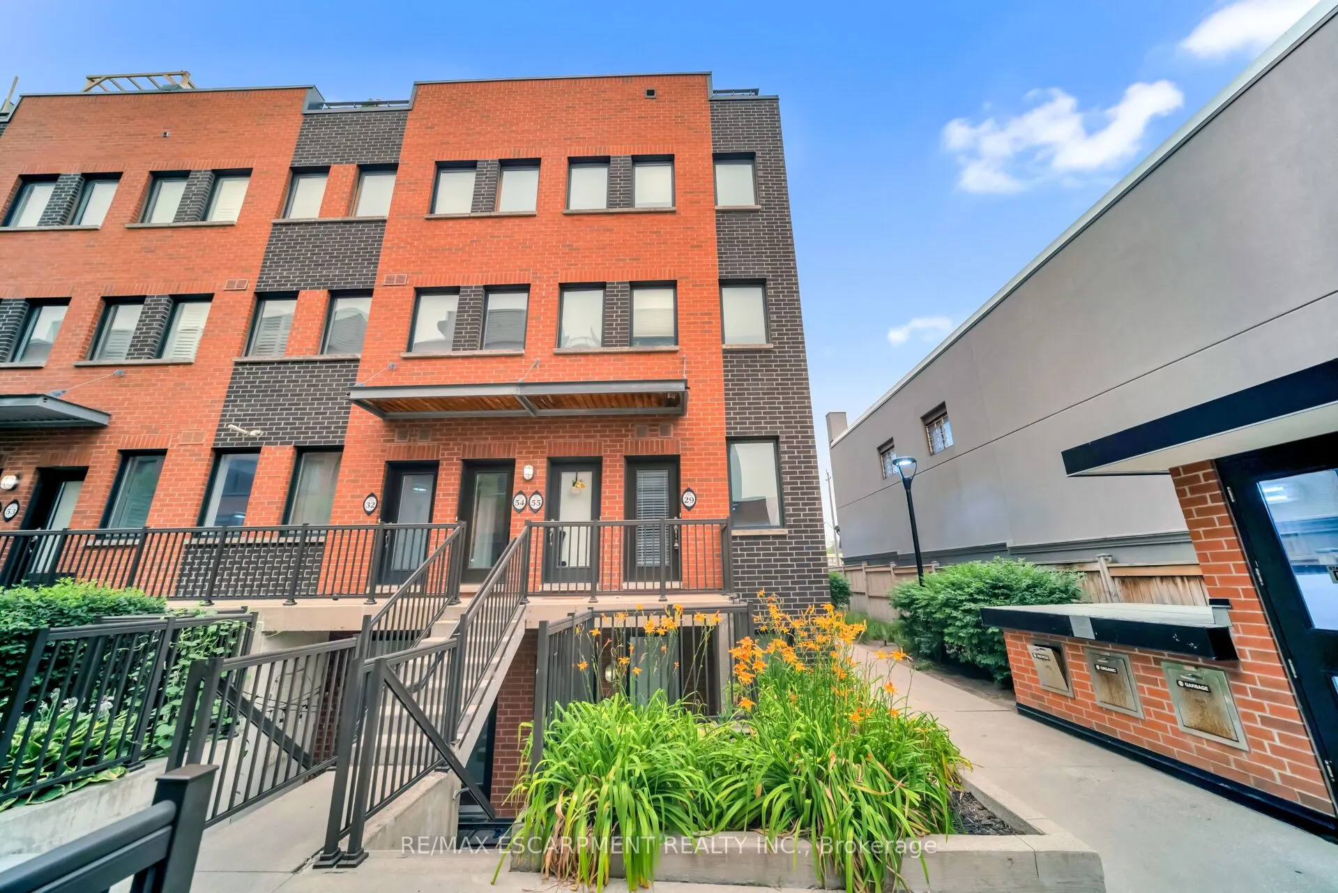 869 Wilson Avenue #29