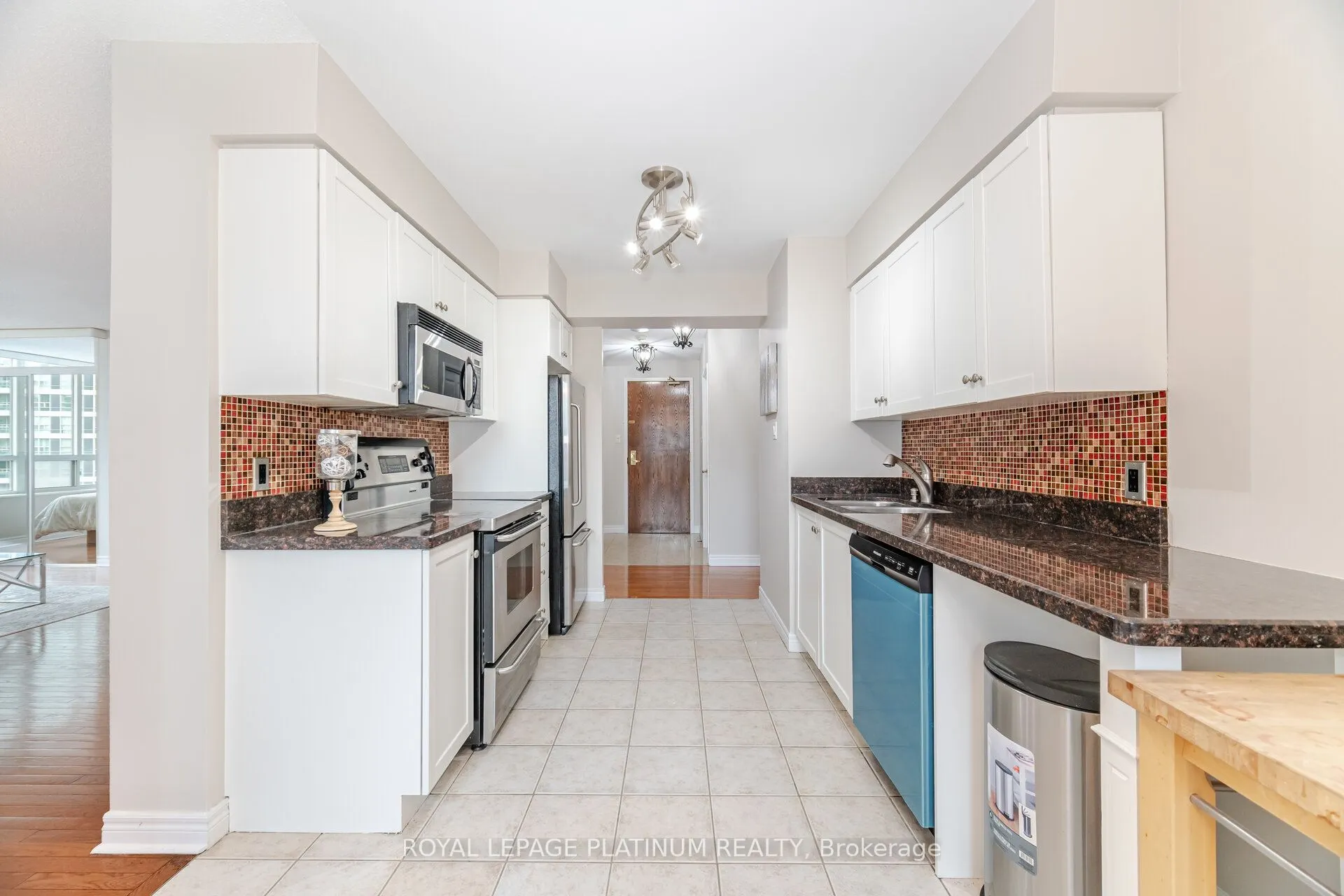 156 Enfield Place #703
