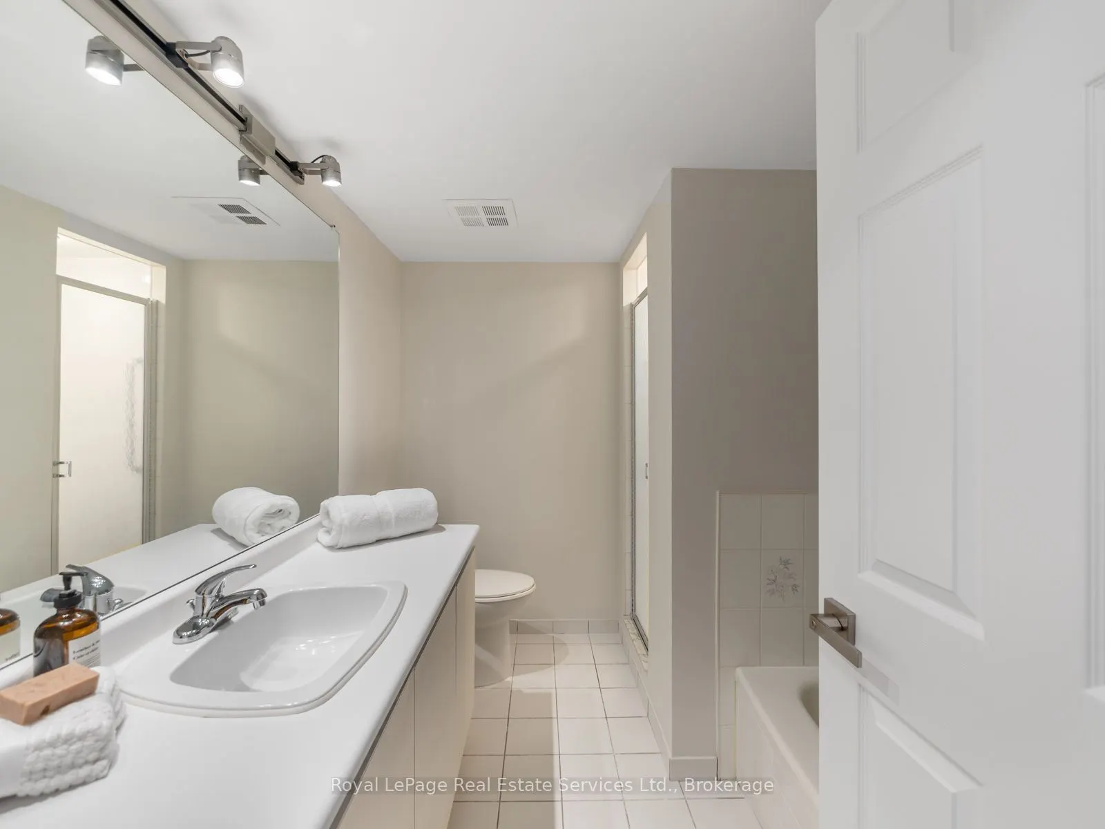 2177 Burnhamthorpe Road W #309