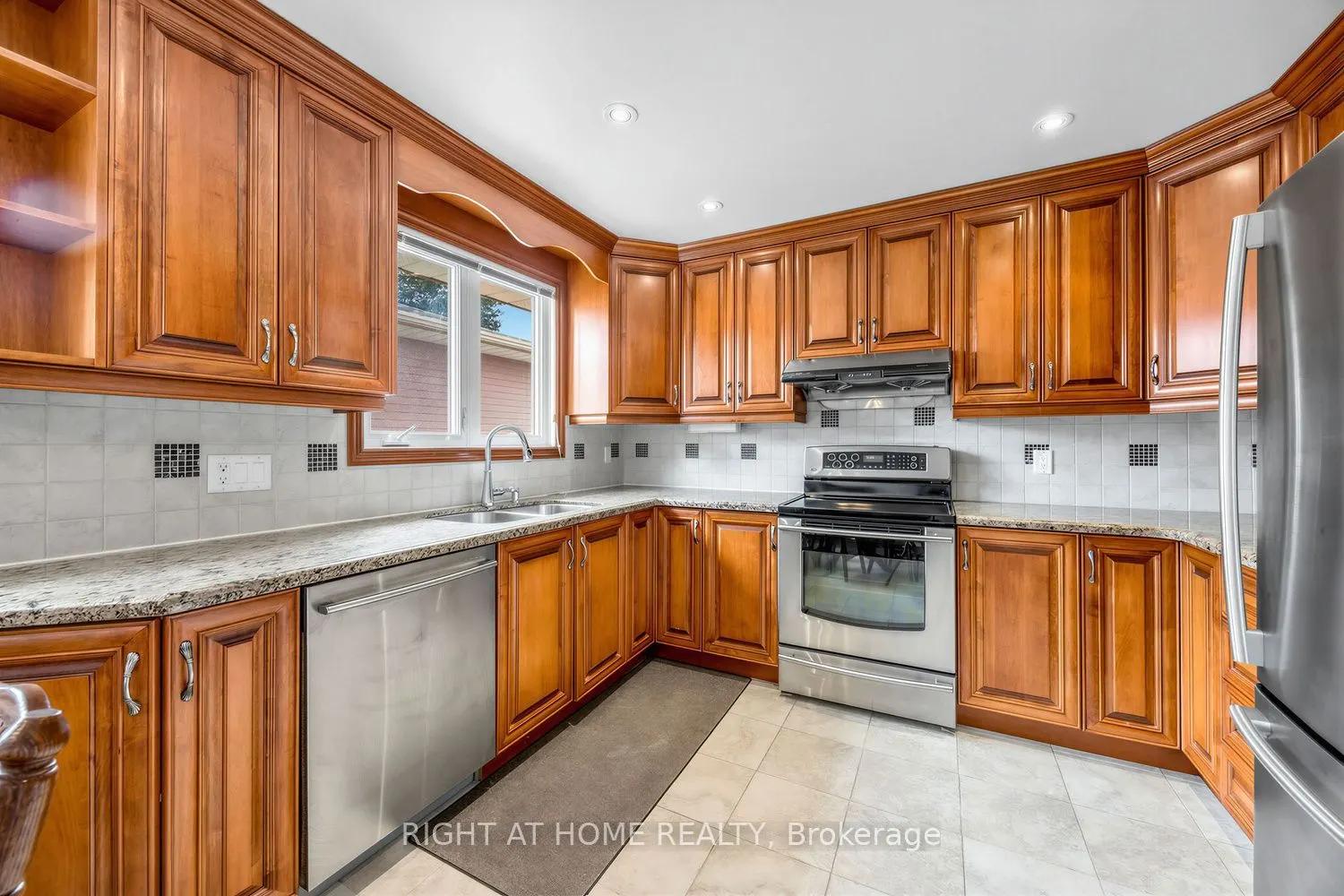 3126 Mccarthy Court