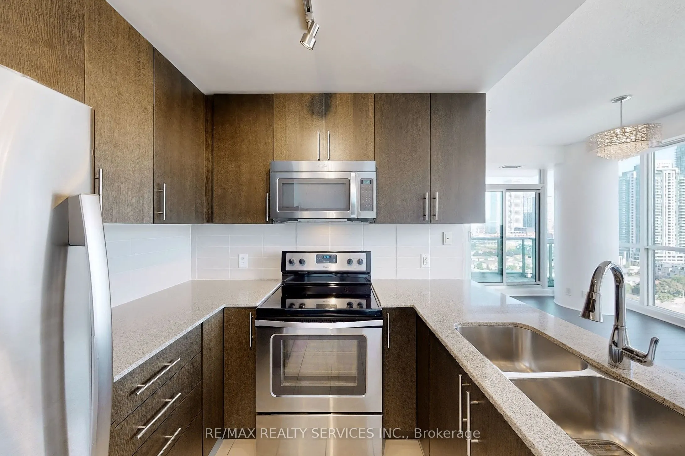 3985 Grand Park Drive #1511