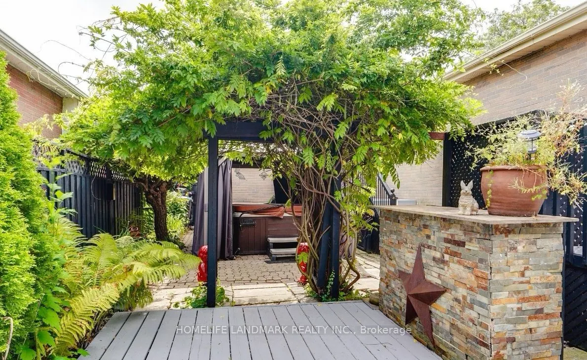 2673 Constable Road