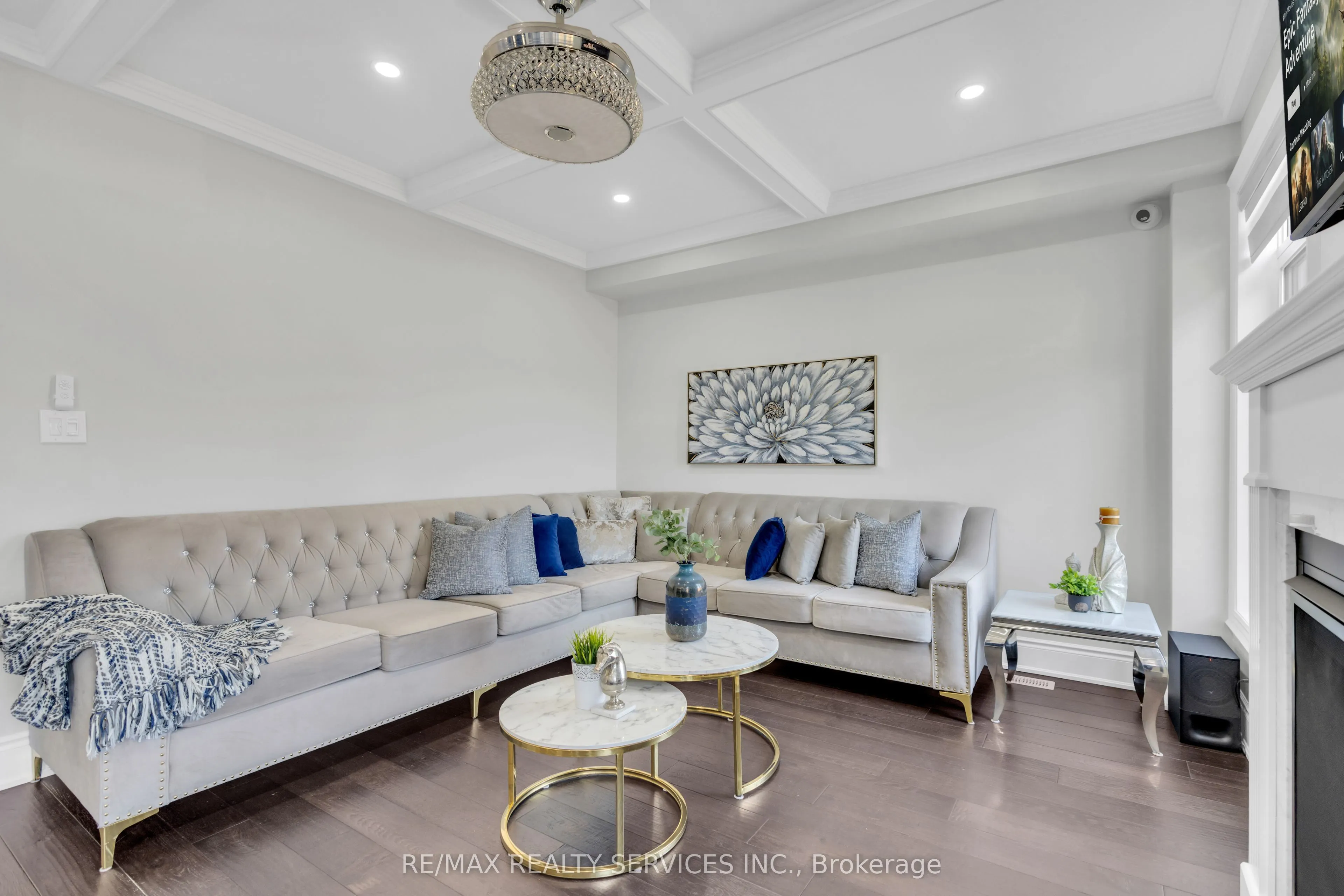 40 Rosewell Crescent