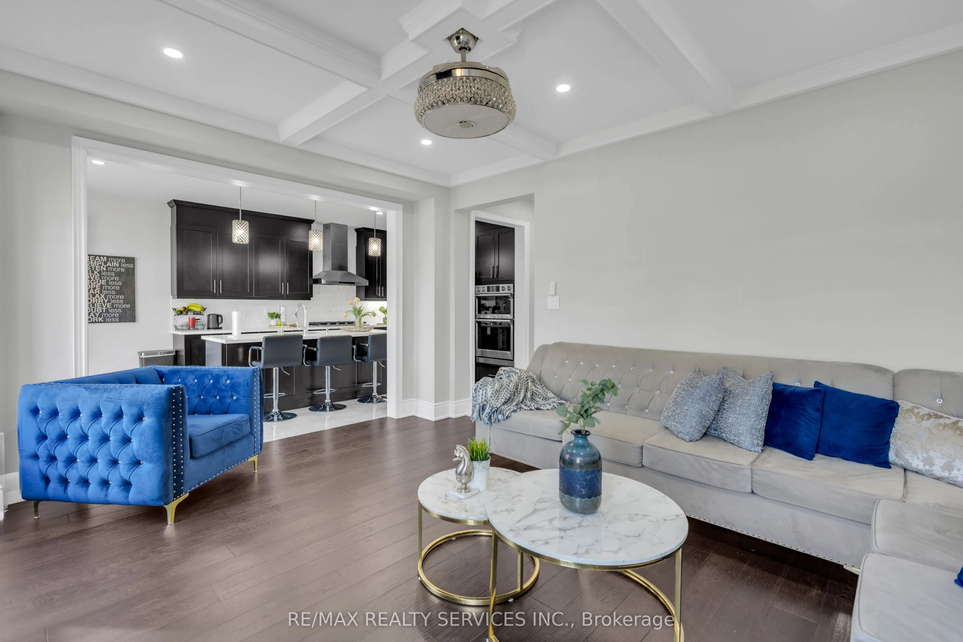 40 Rosewell Crescent