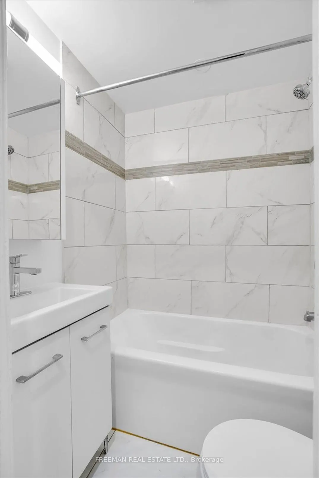 15 Thorburn Avenue #104
