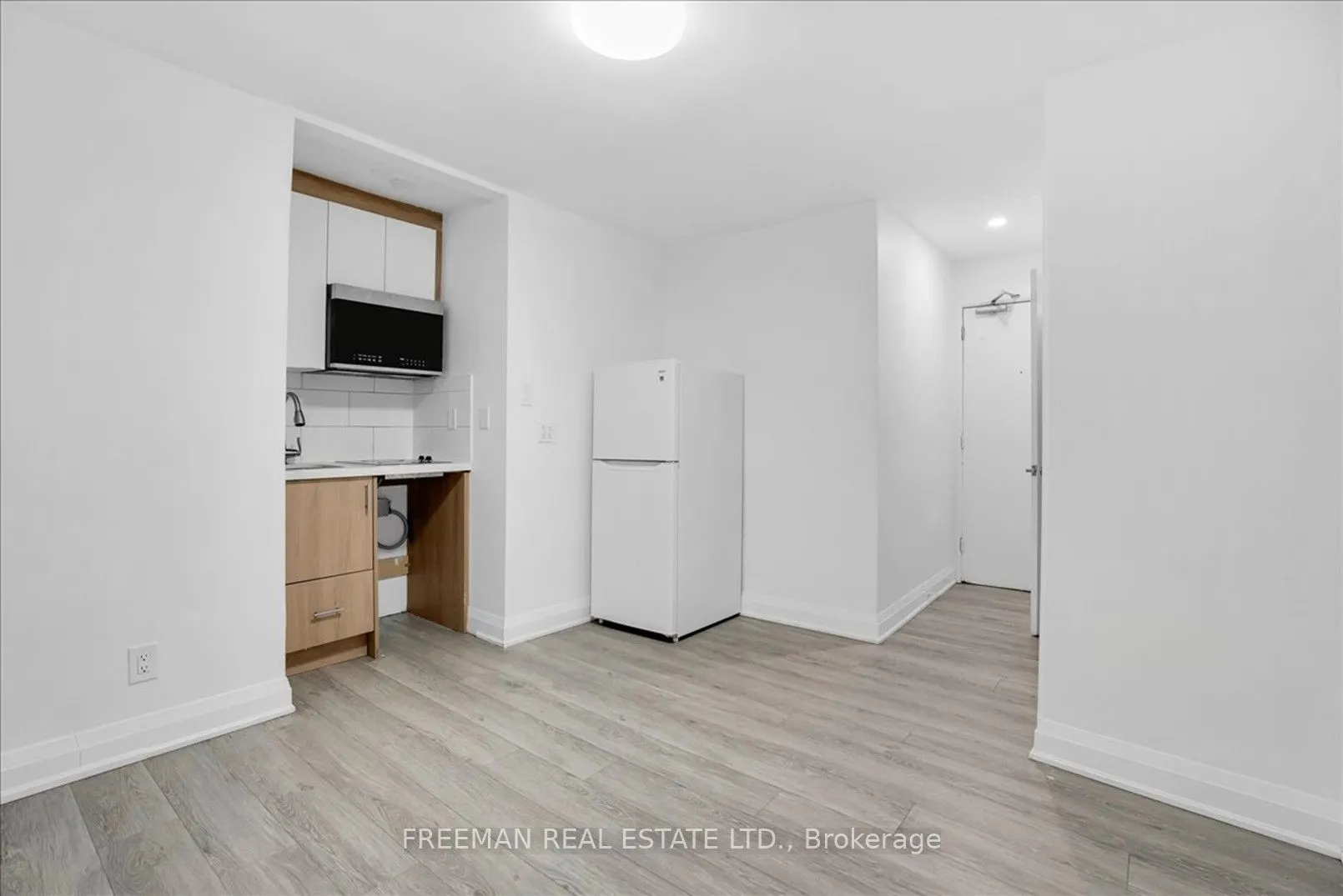 15 Thorburn Avenue #104