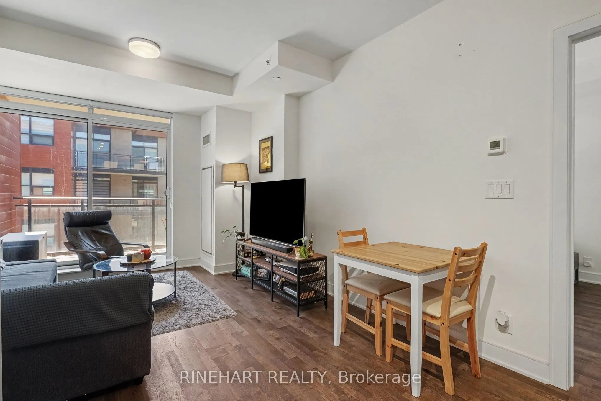 1575 Lakeshore Road W #352