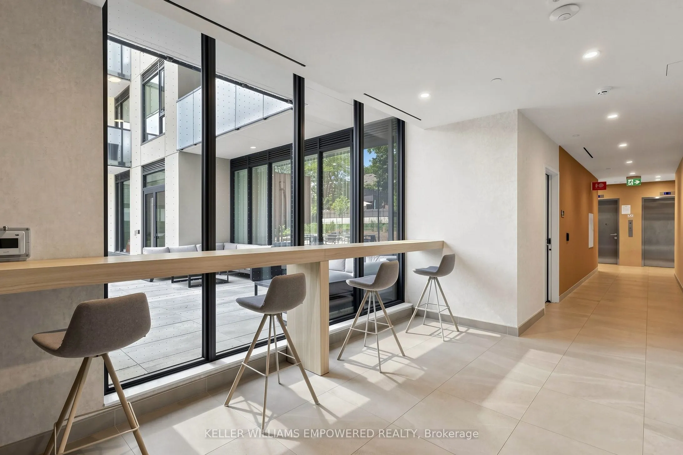 4365 Bloor Street W #601