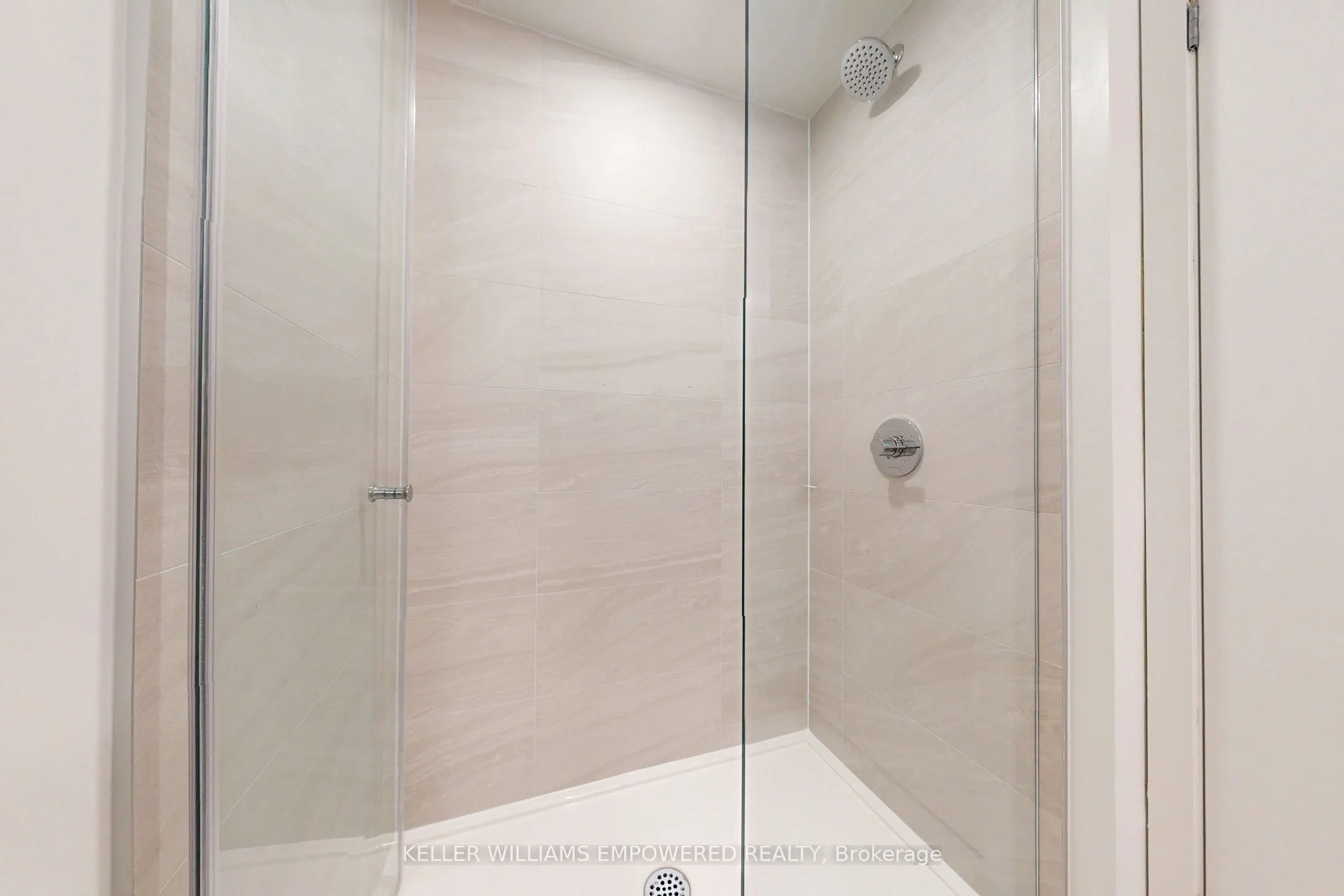 4365 Bloor Street W #601