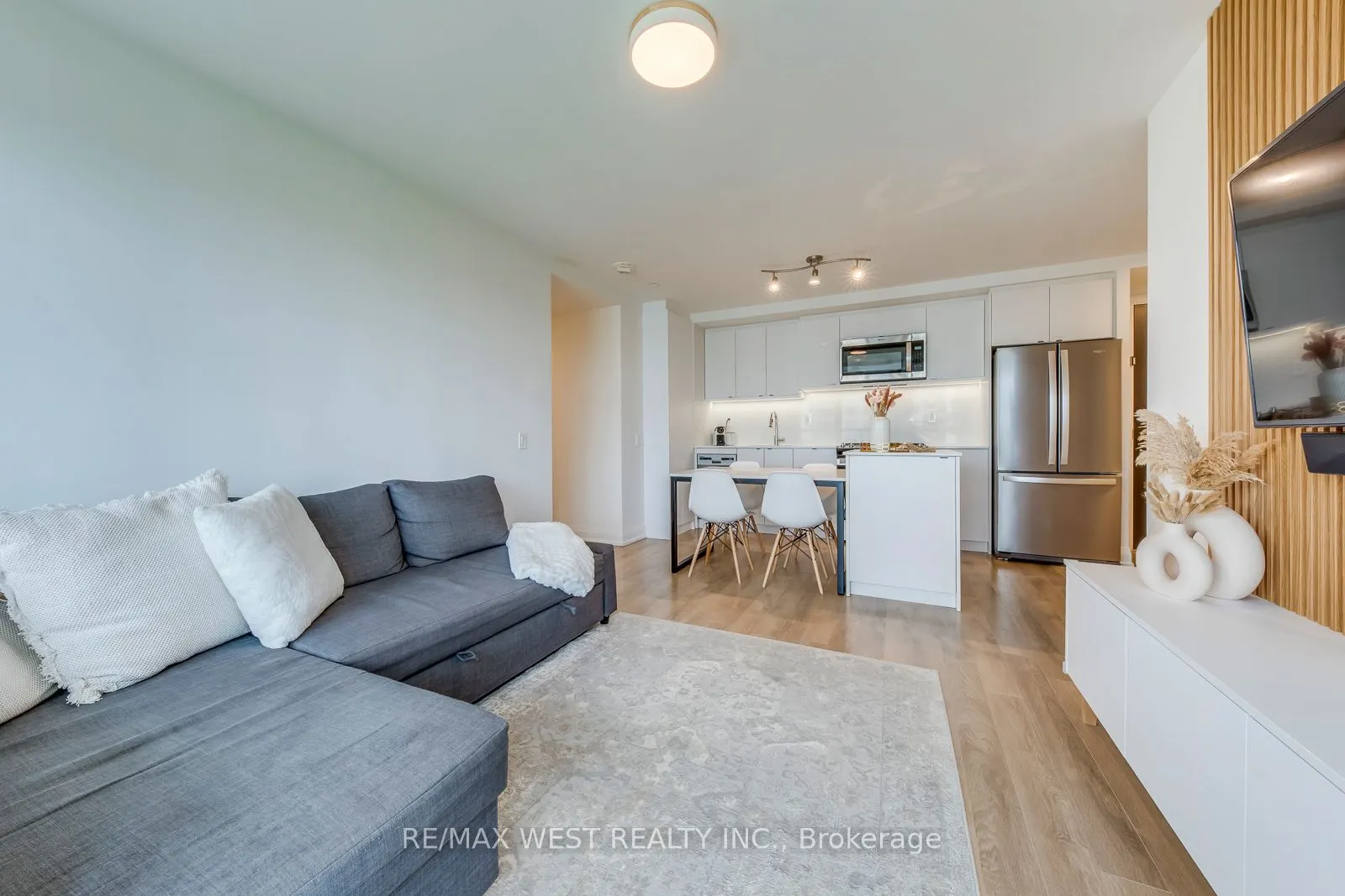 1461 Lawrence Avenue W #1104
