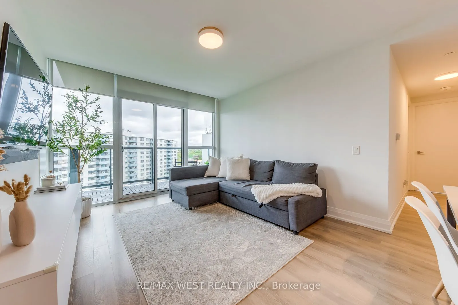 1461 Lawrence Avenue W #1104