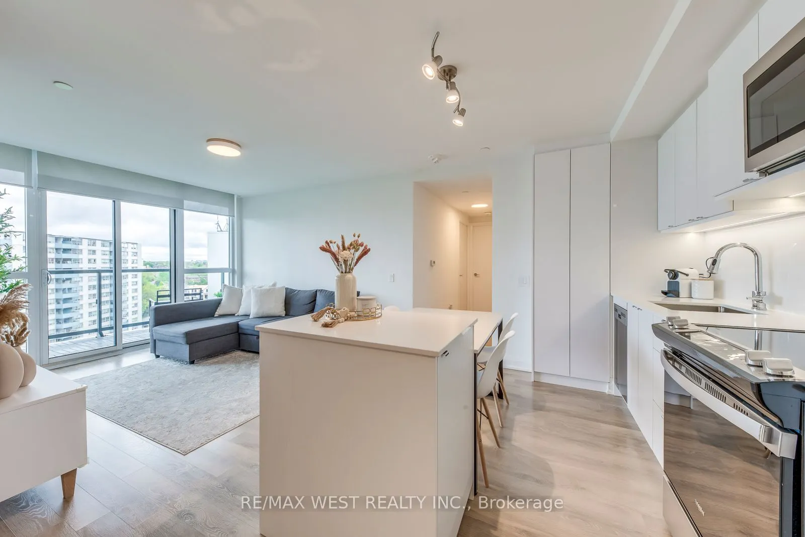 1461 Lawrence Avenue W #1104
