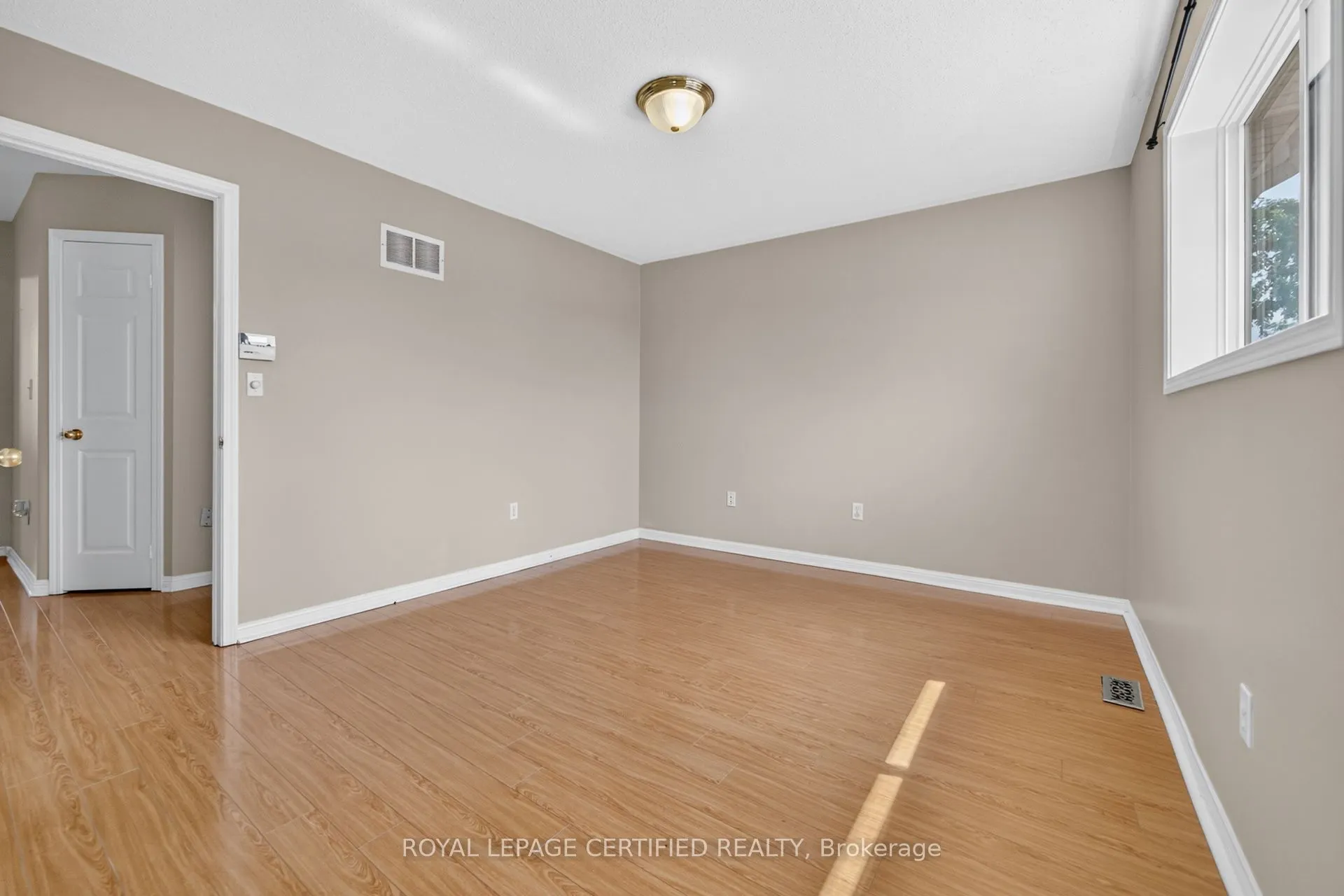 464 Collis Court