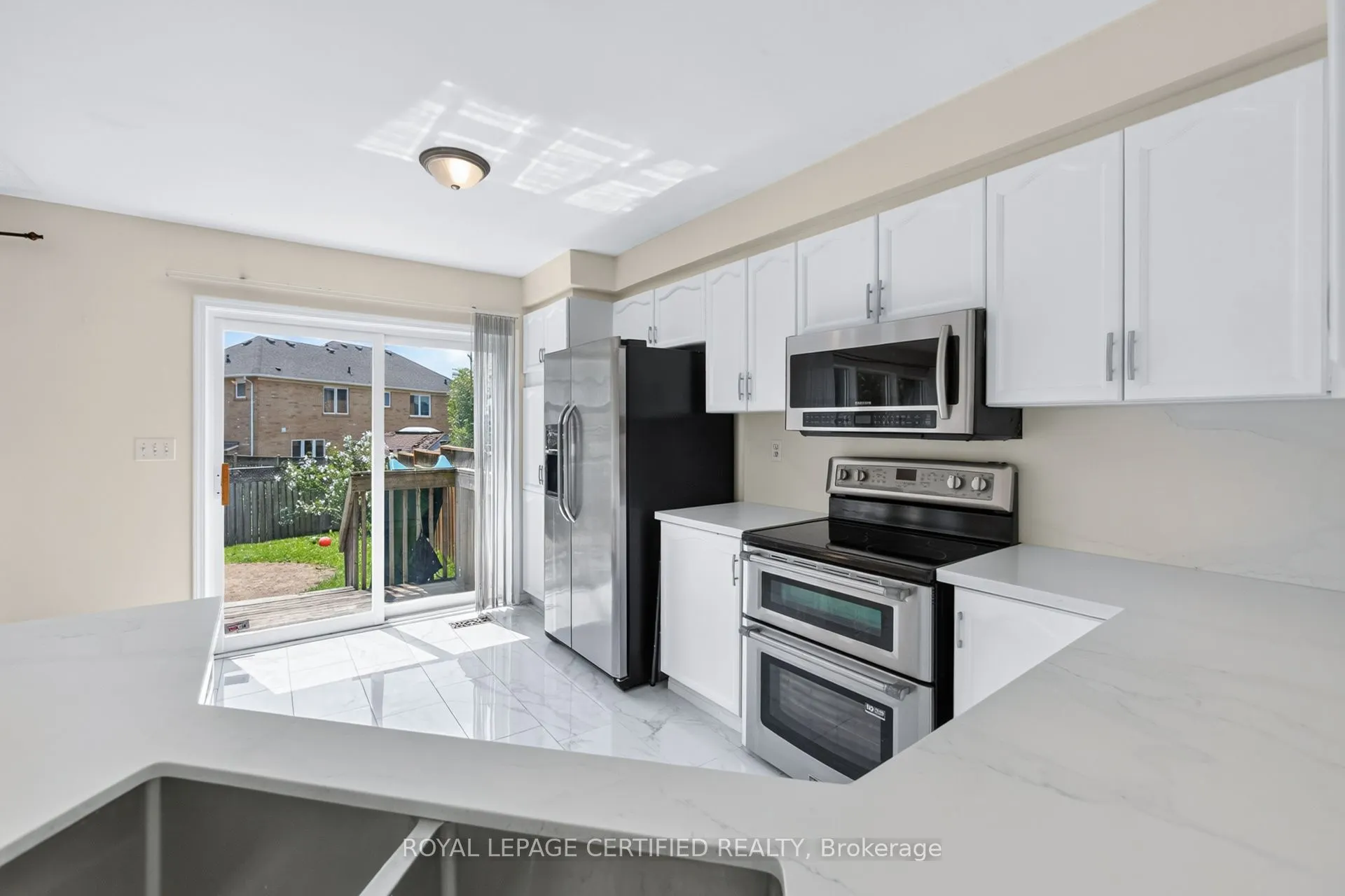 464 Collis Court