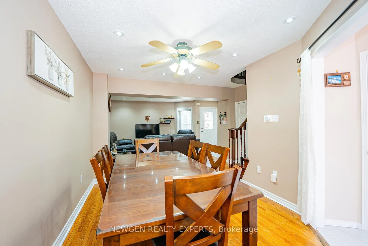 42 Mccleave Crescent