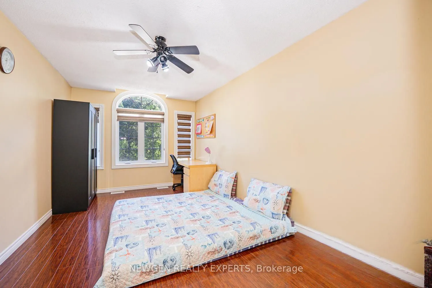 42 Mccleave Crescent