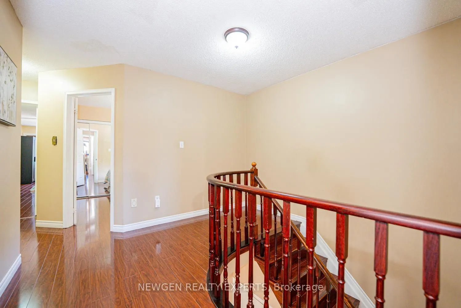 42 Mccleave Crescent