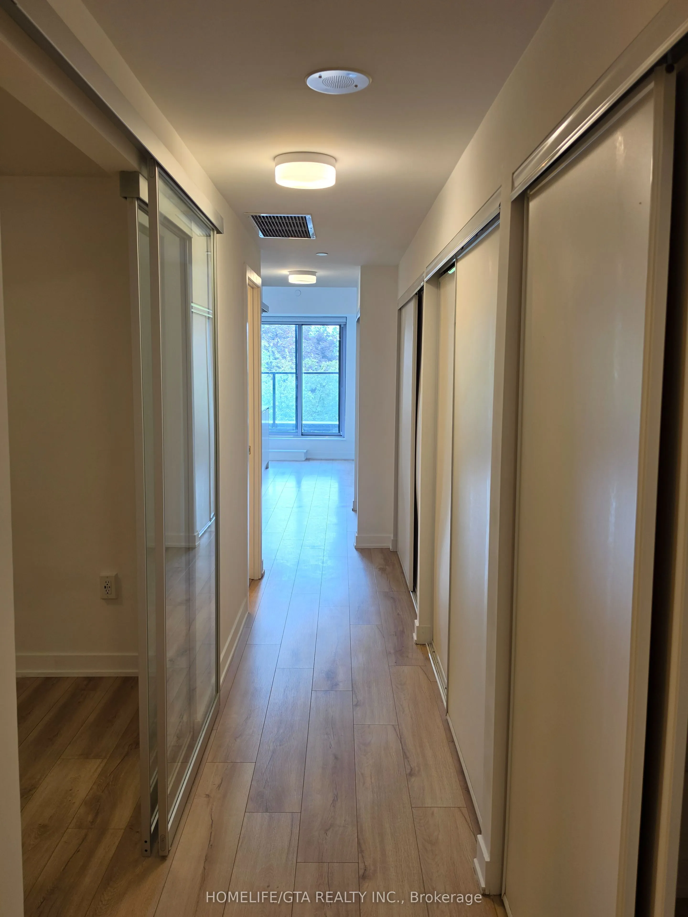 2433 Dufferin Street #208