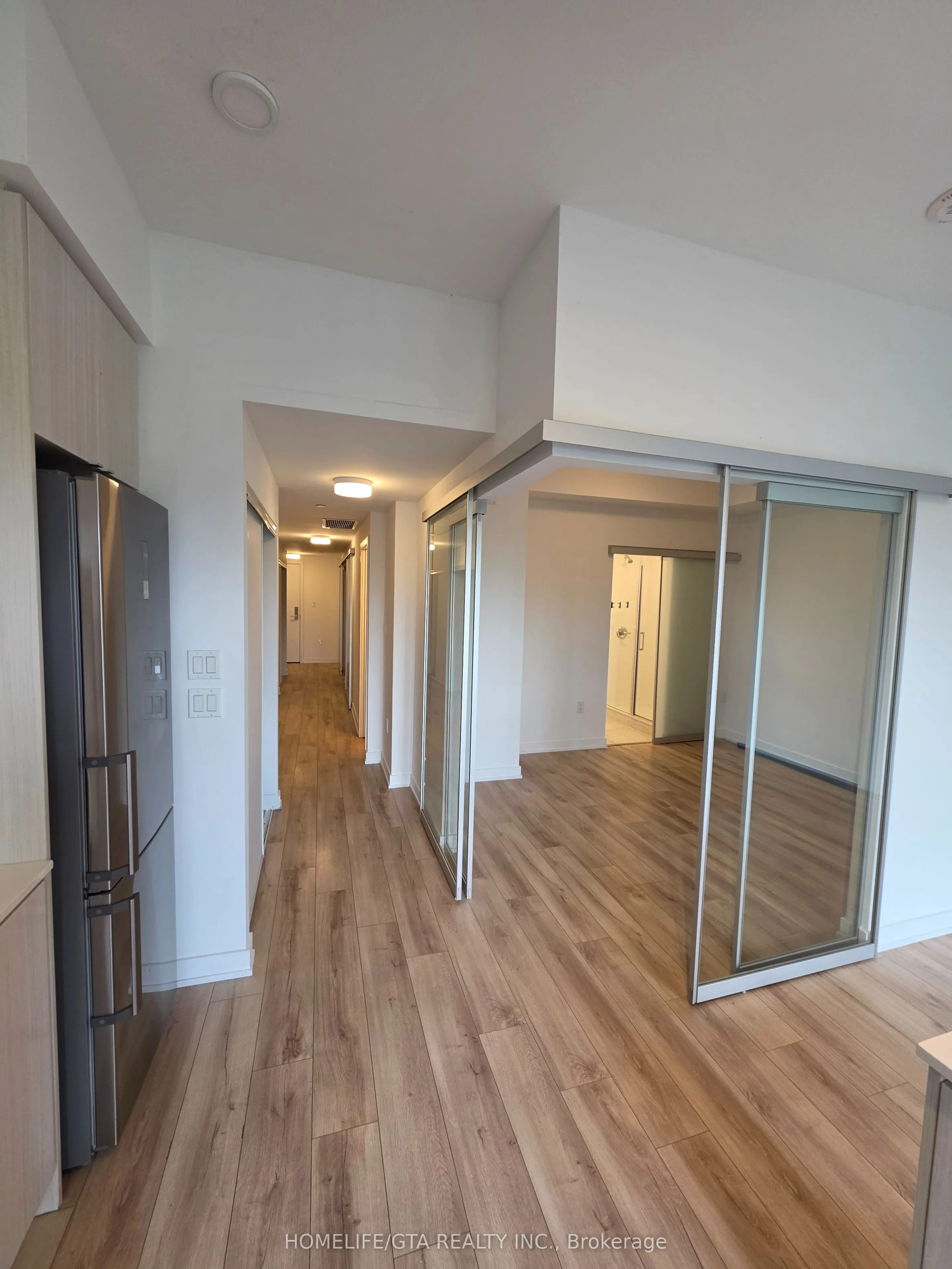 2433 Dufferin Street #208