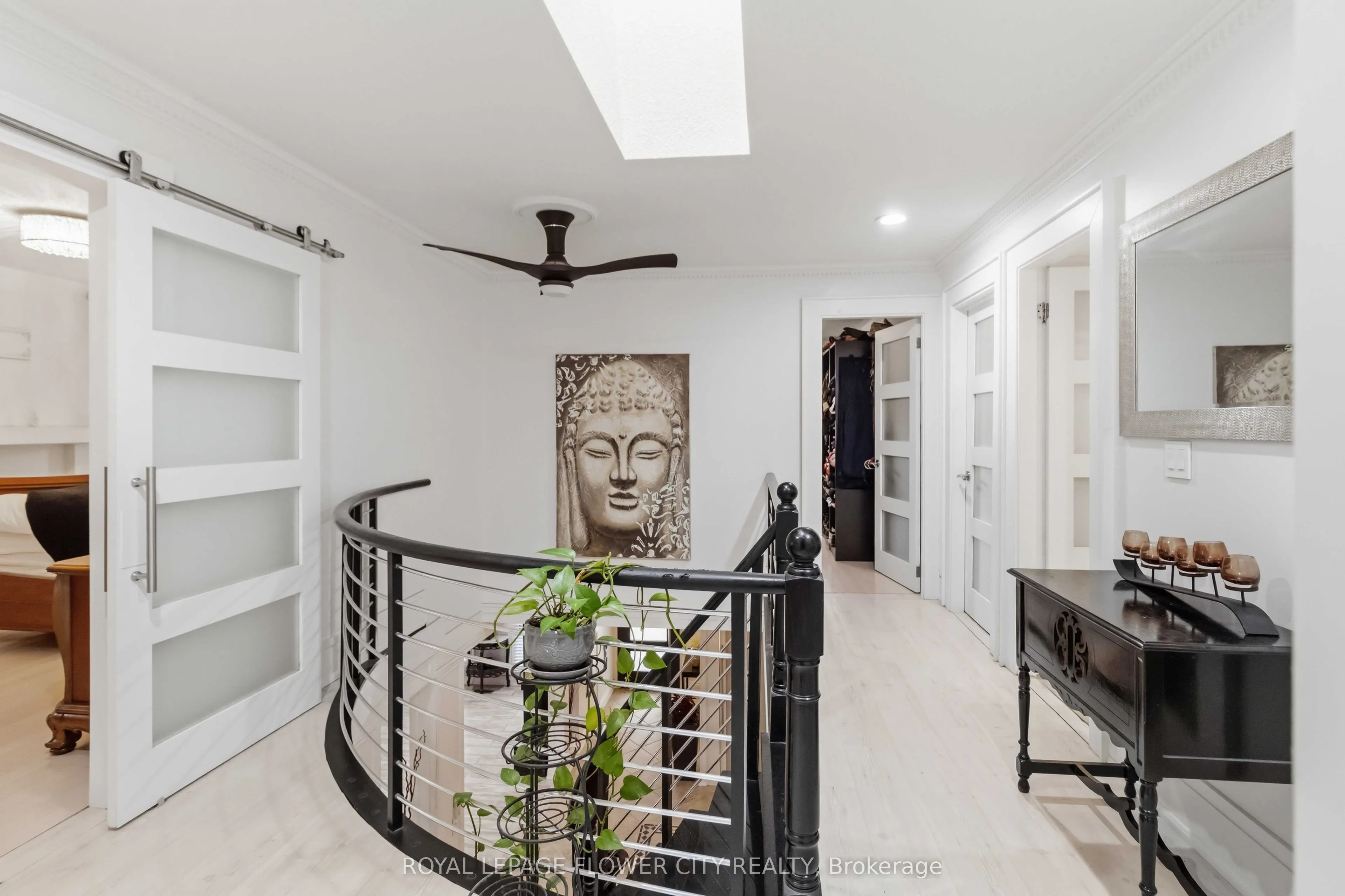 18 Pleasant Valley Place