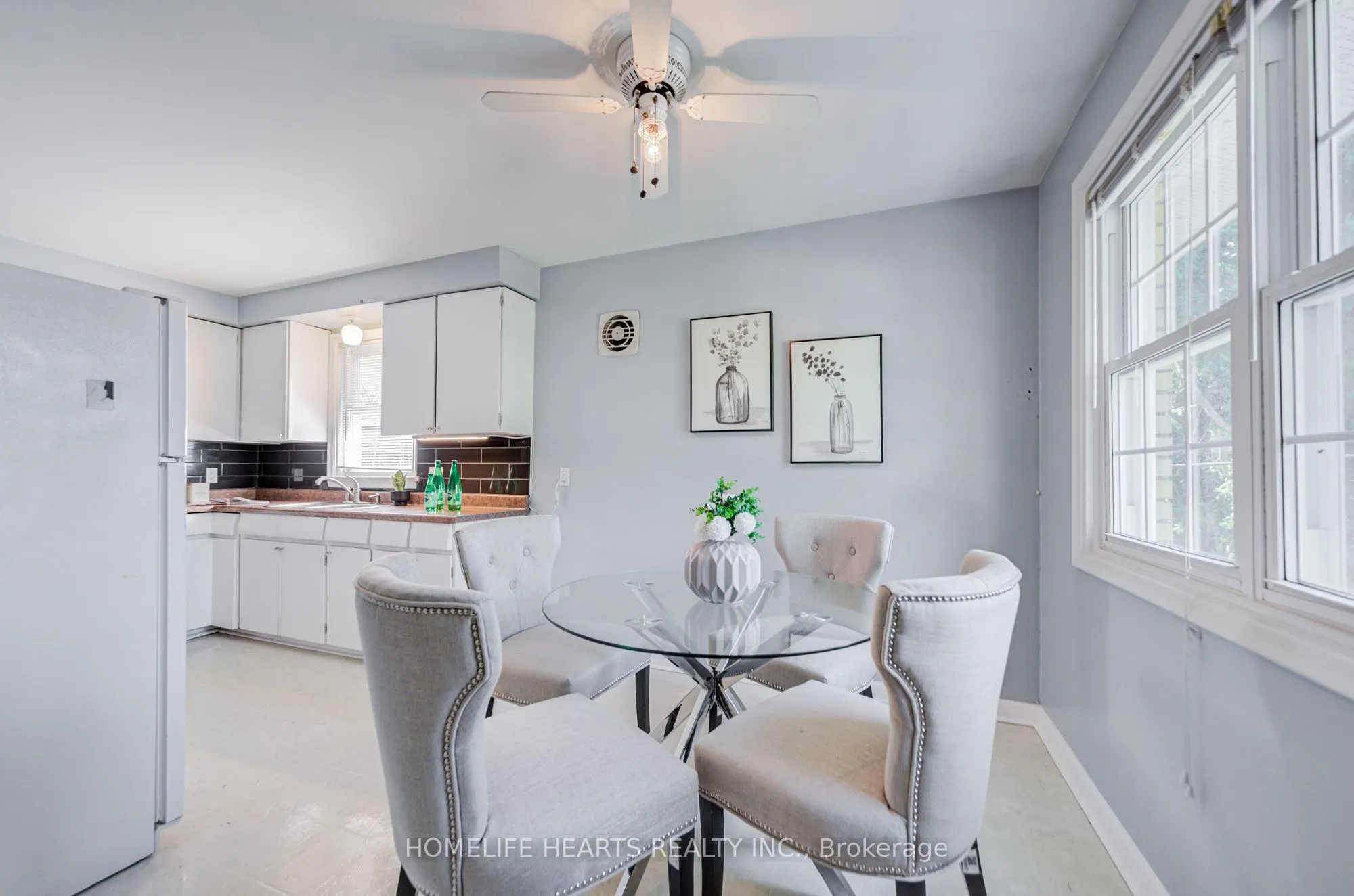 23 Broadview Avenue