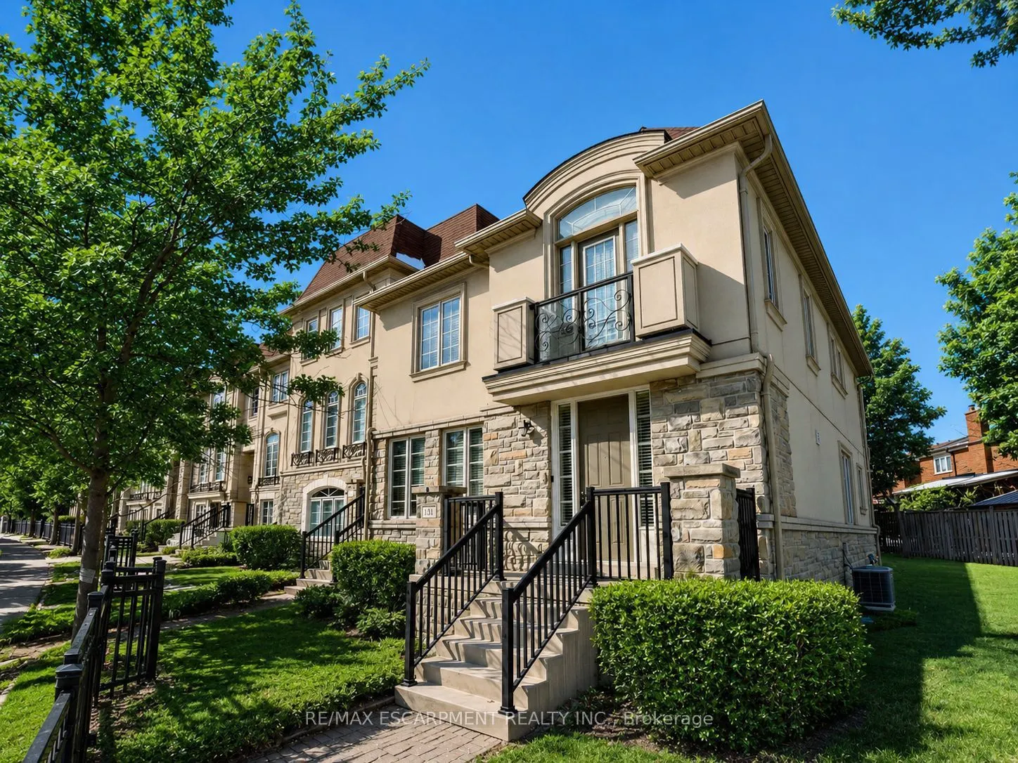 131 Robert Speck Parkway #69