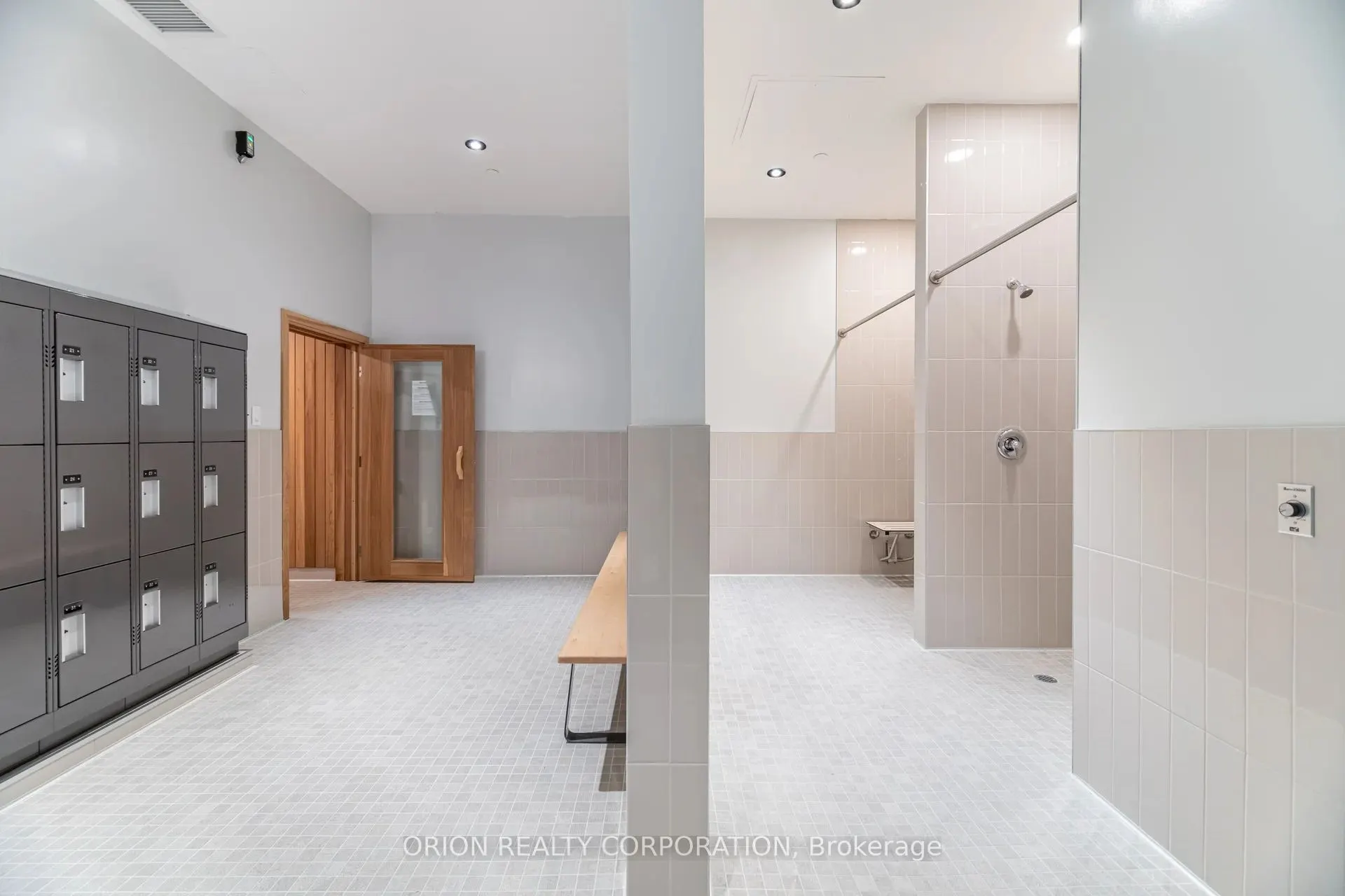 38 Annie Craig Drive #3605