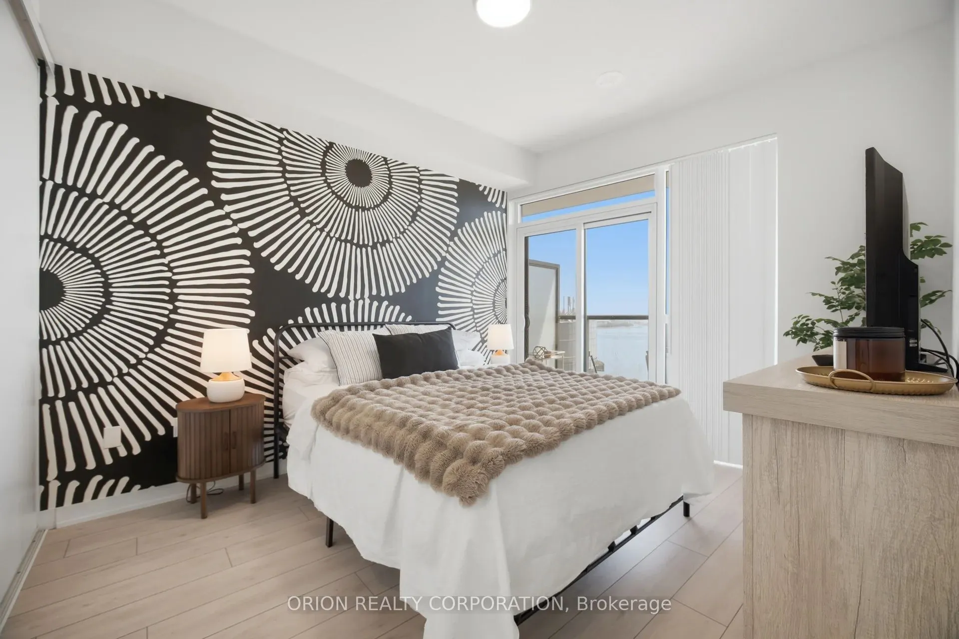 38 Annie Craig Drive #3605