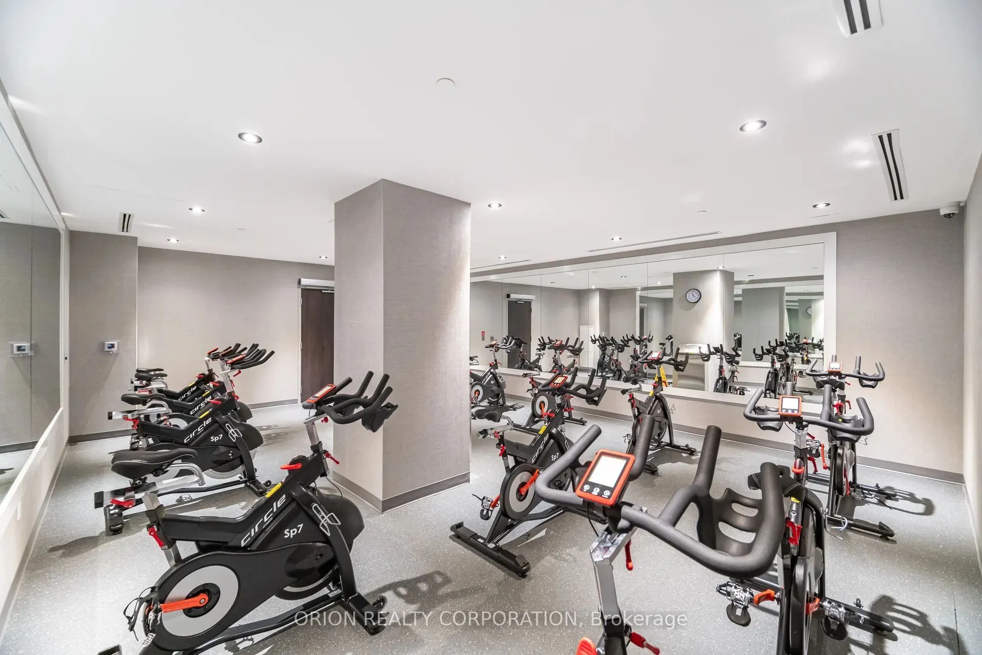 38 Annie Craig Drive #3605