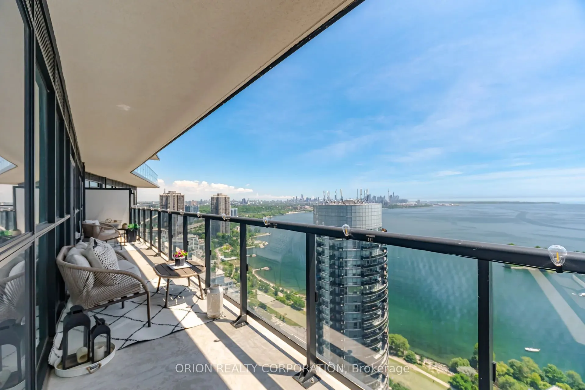 38 Annie Craig Drive #3605