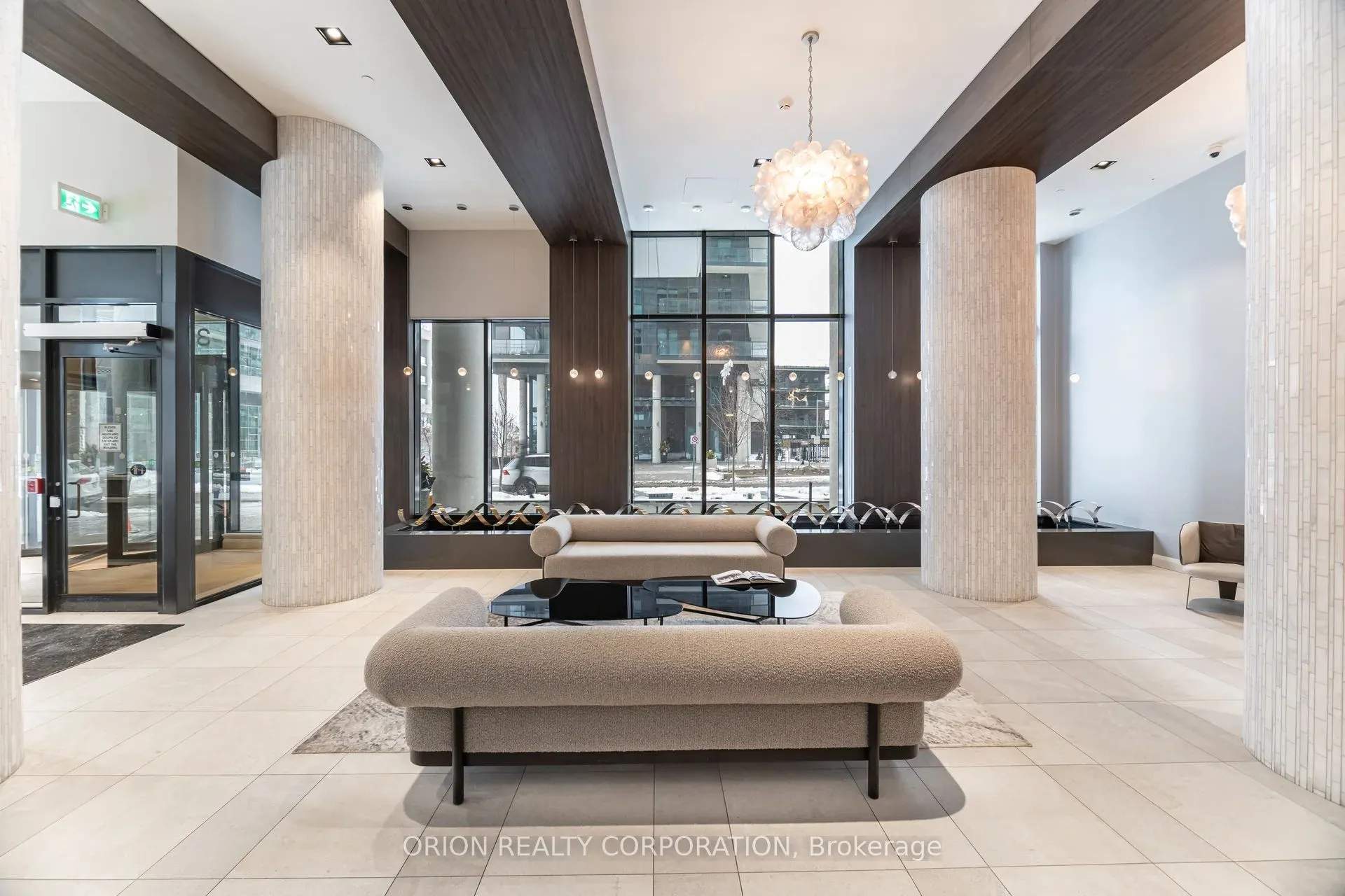 38 Annie Craig Drive #3605