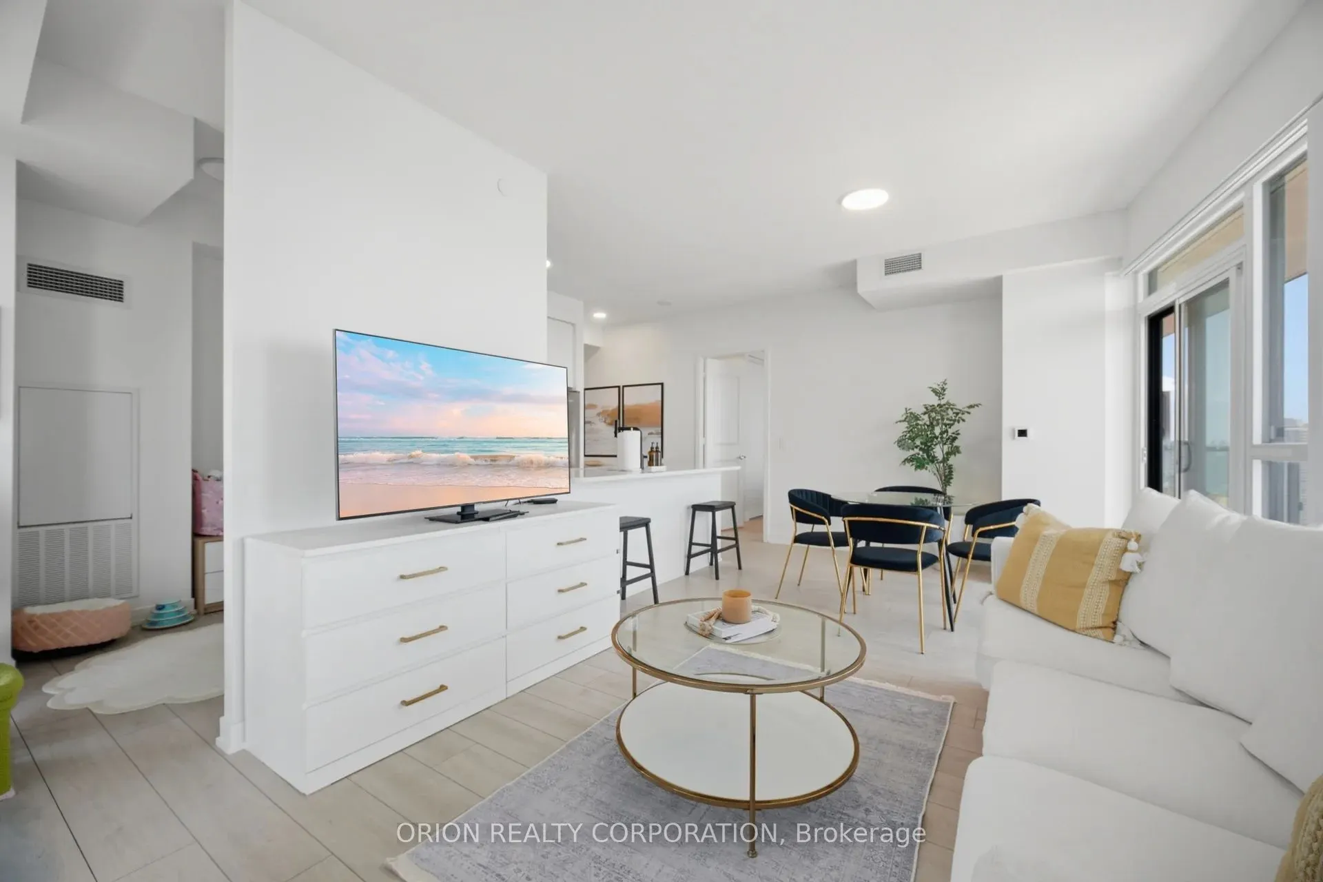 38 Annie Craig Drive #3605