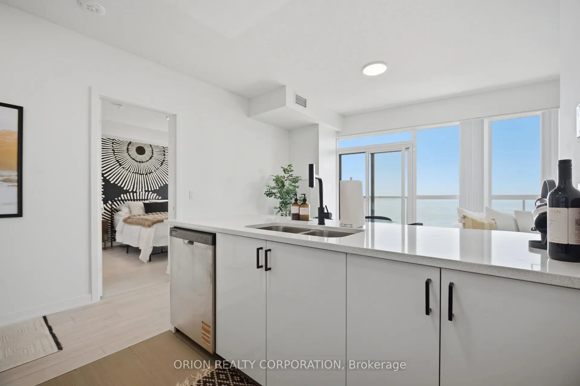 38 Annie Craig Drive #3605