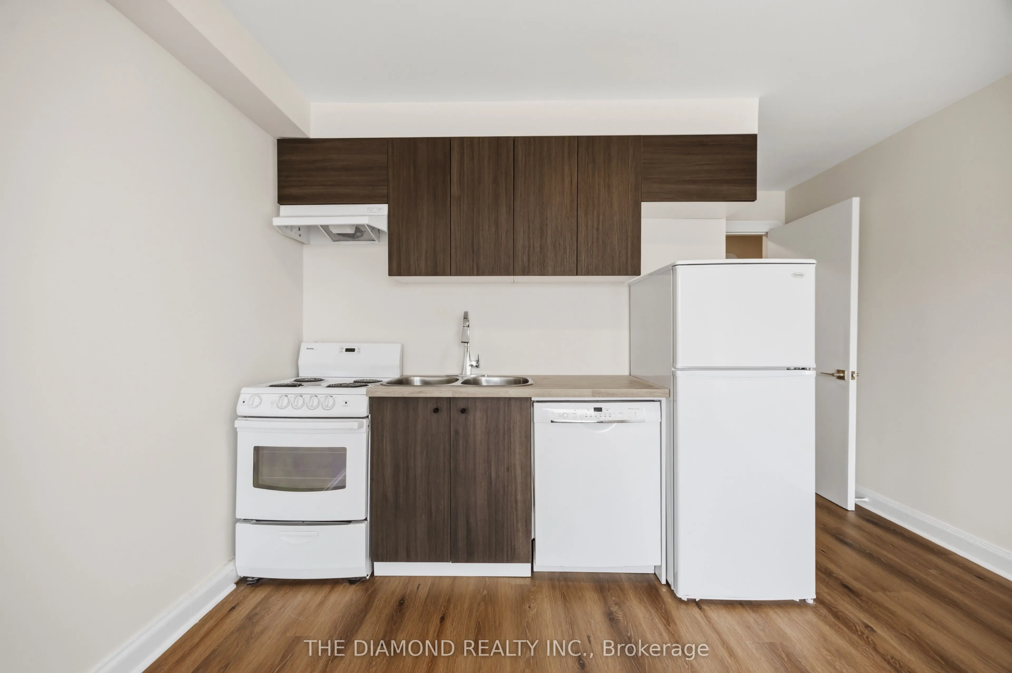 1958A Eglinton Avenue W