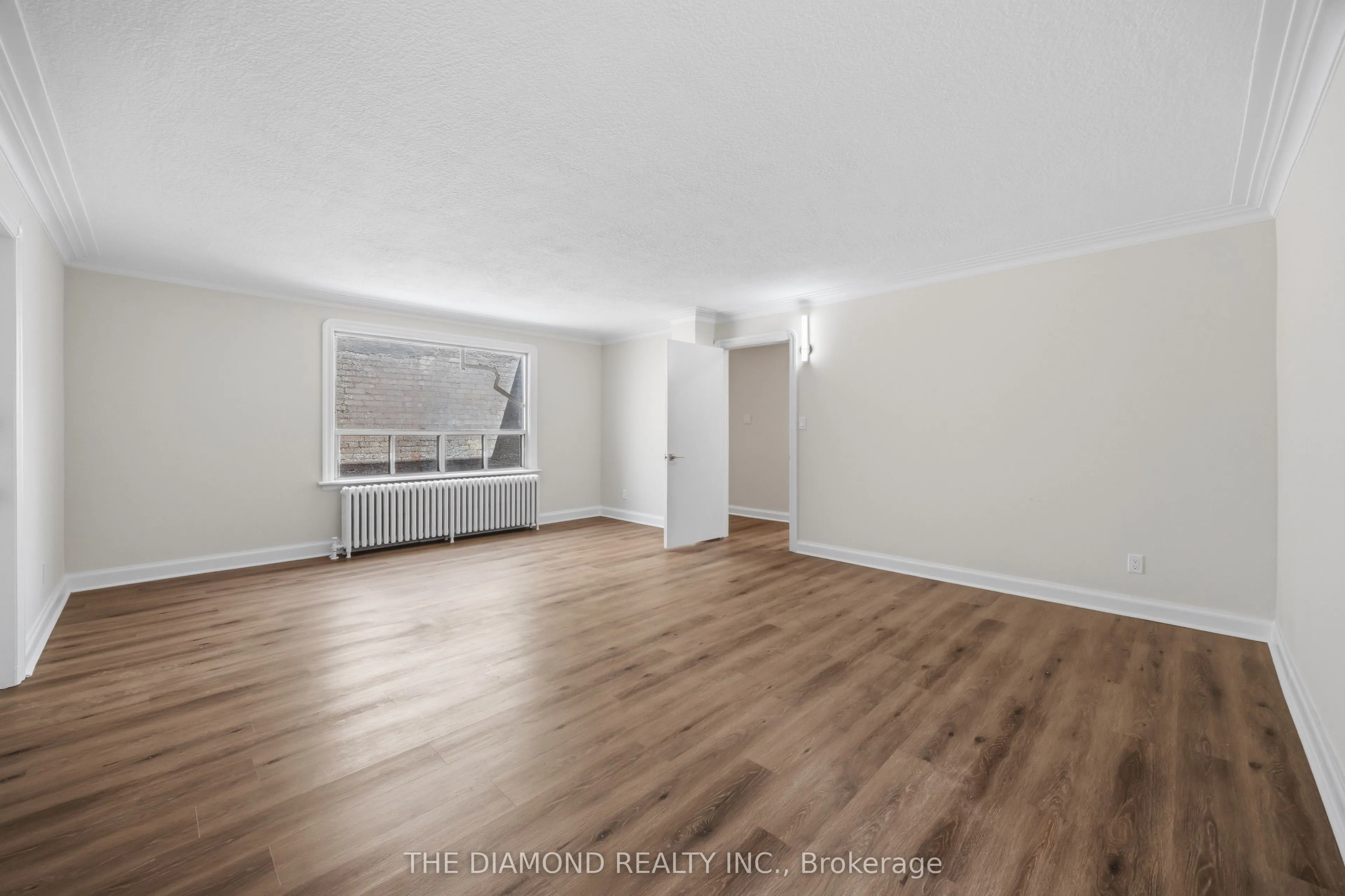1958A Eglinton Avenue W