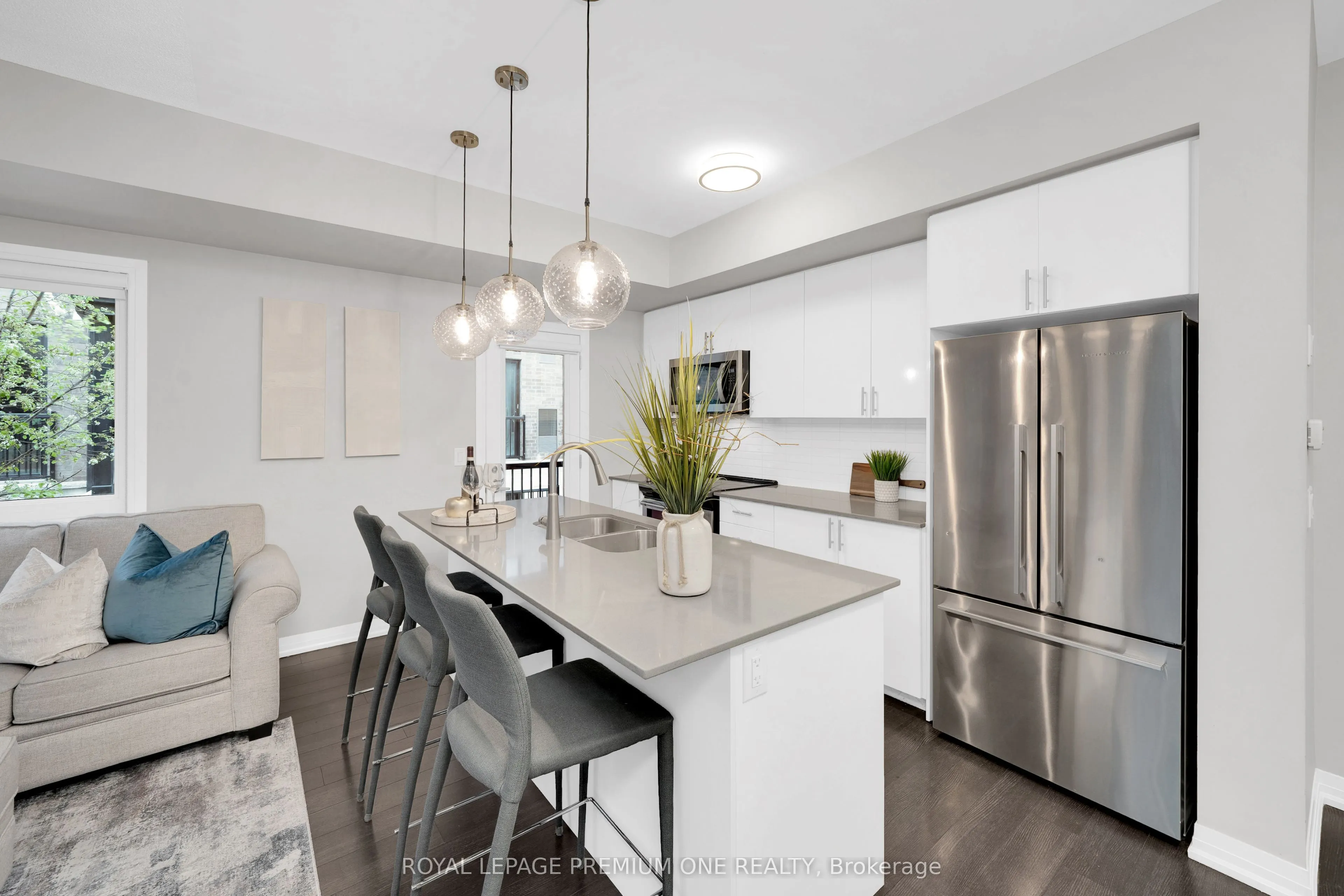 1202 Main Street E #108