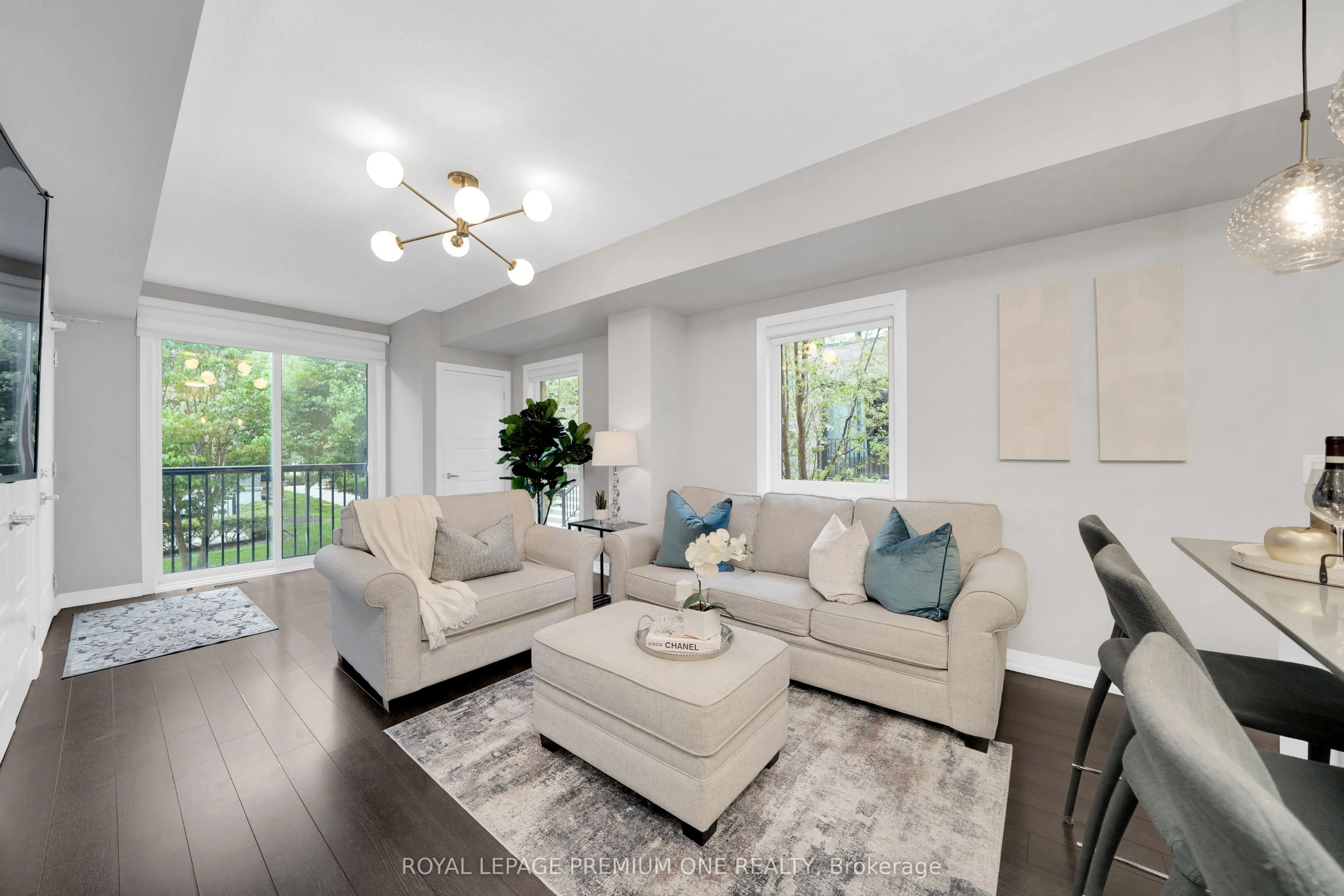 1202 Main Street E #108