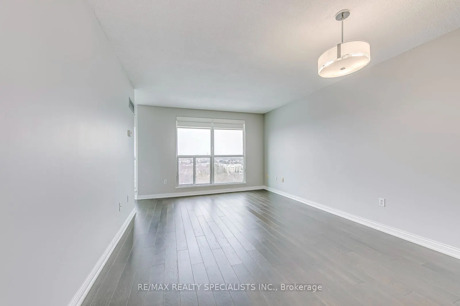 2177 Burnhamthorpe Road W #1605