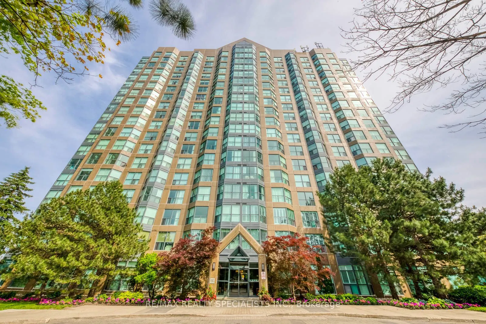 2177 Burnhamthorpe Road W #1605