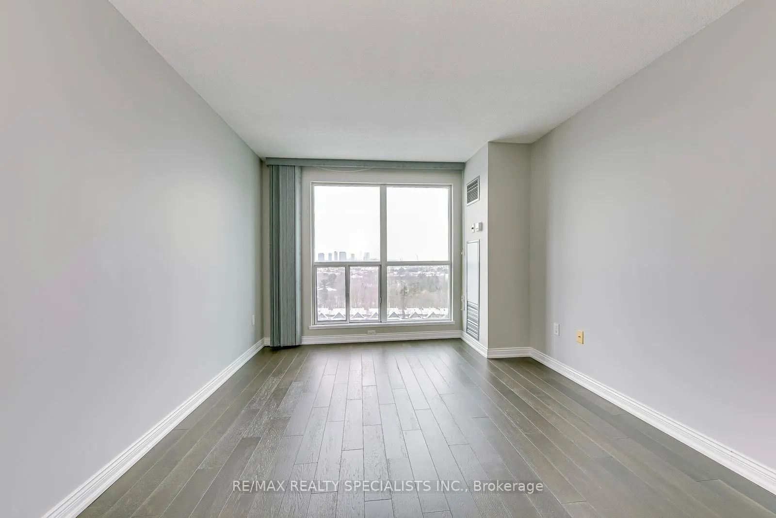 2177 Burnhamthorpe Road W #1605