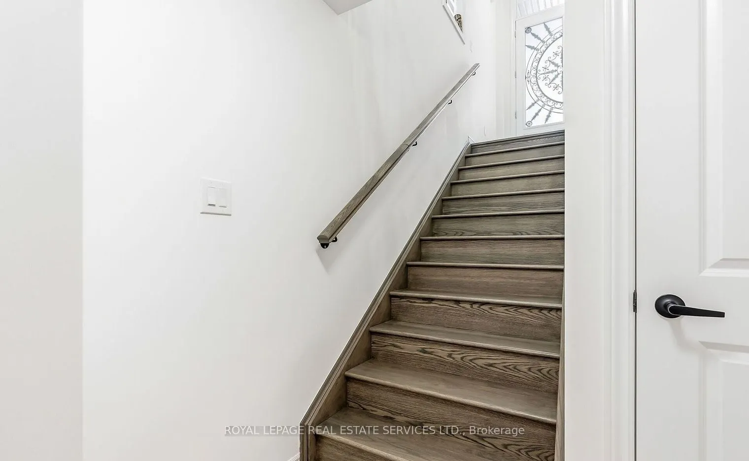 488 Parent Place #Lower