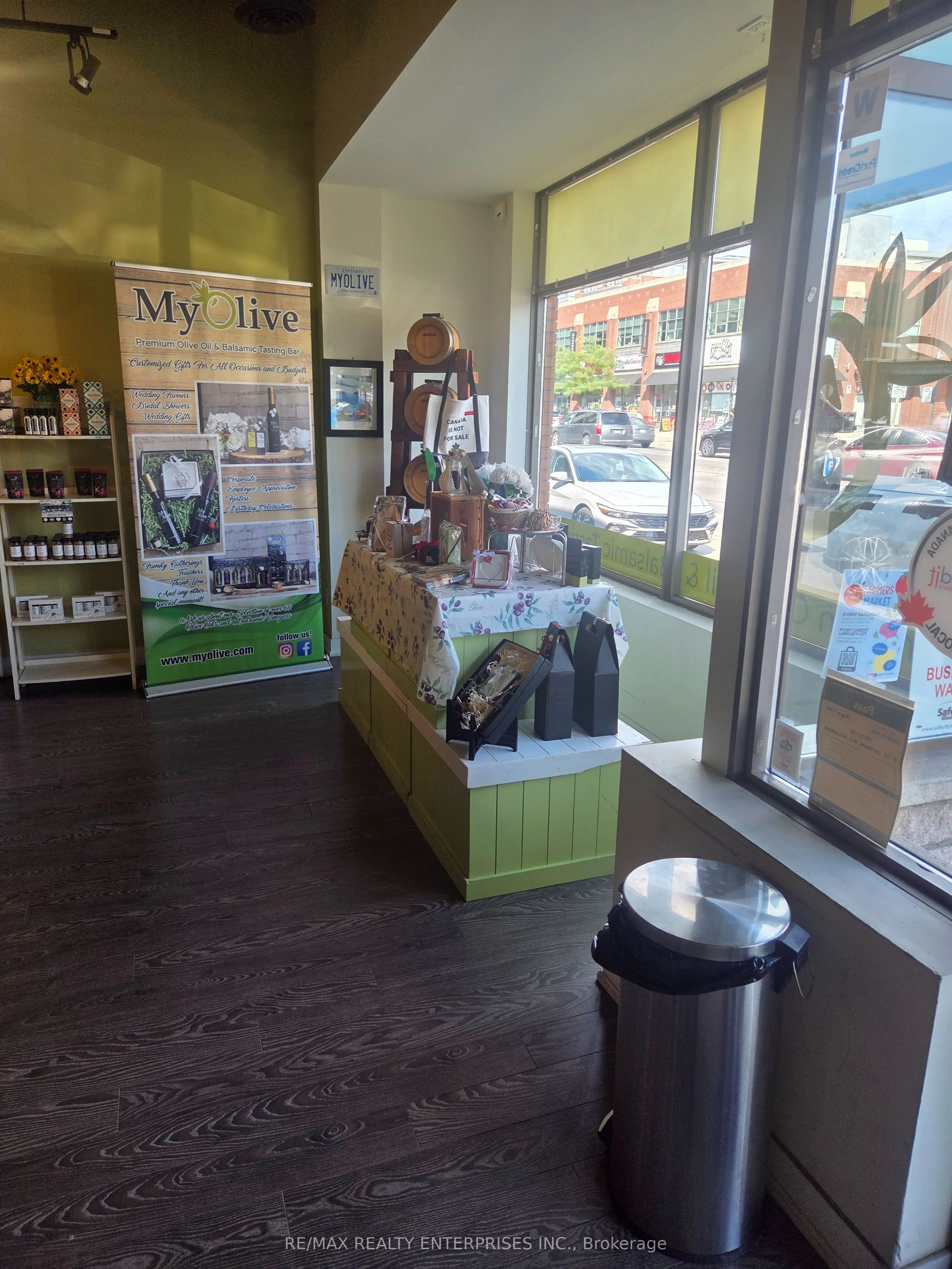 141 Lakeshore Road E #5