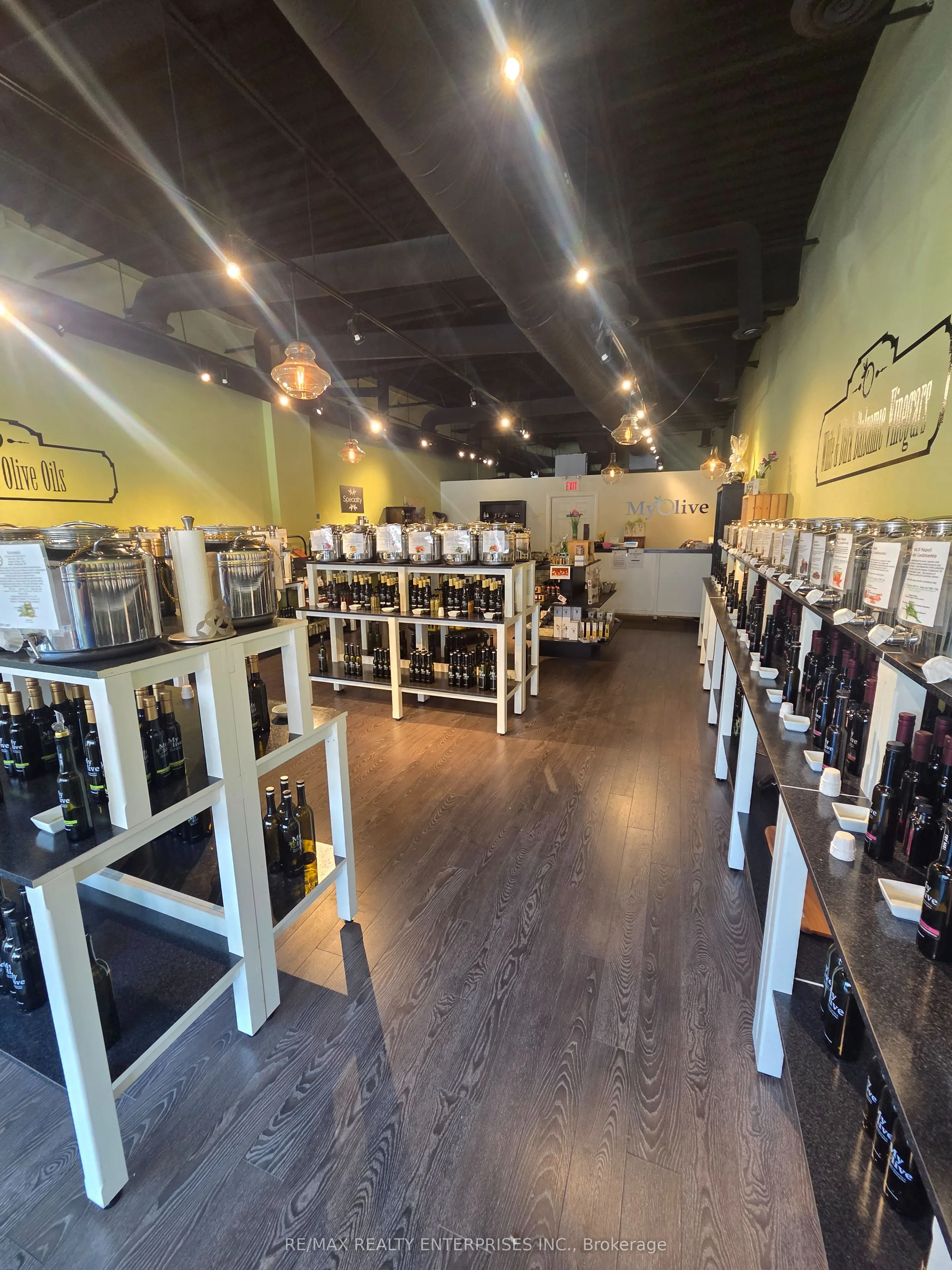 141 Lakeshore Road E #5